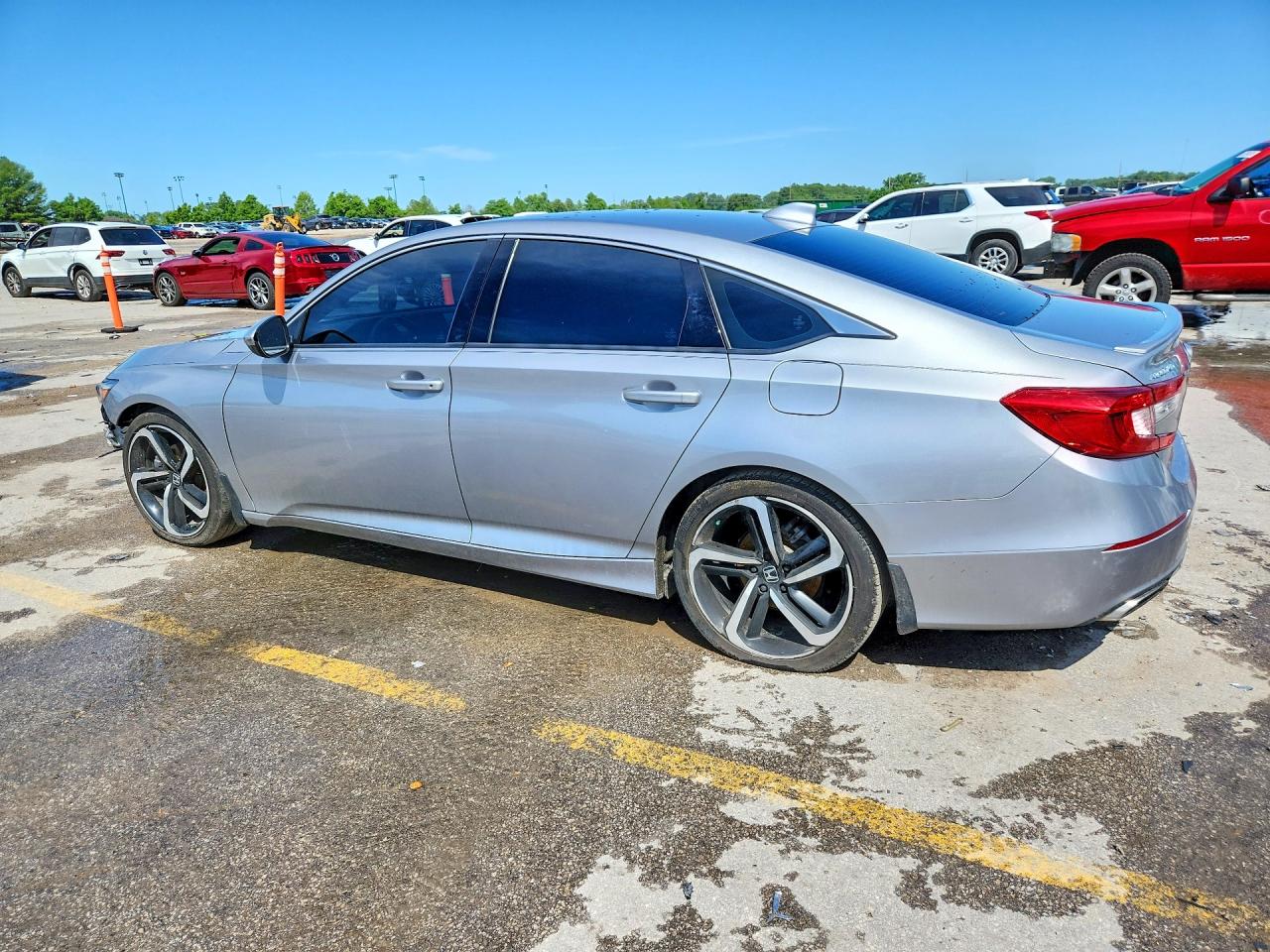 2019 Honda Accord Sport Серебряный vin: 1HGCV1F34KA105418