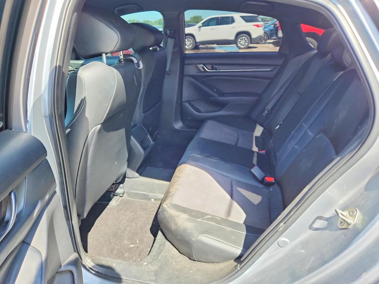 2019 Honda Accord Sport Серебряный vin: 1HGCV1F34KA105418
