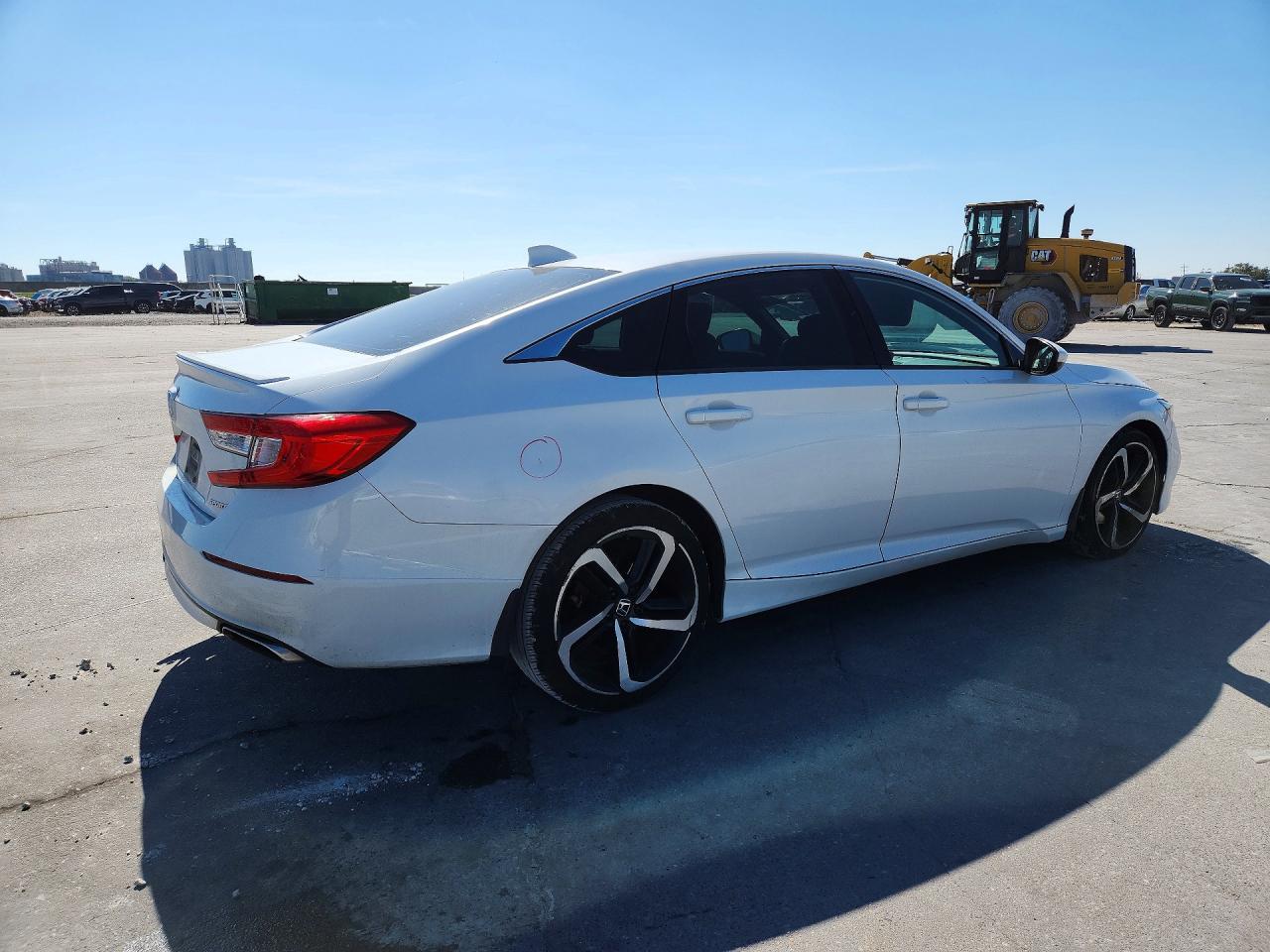 2018 Honda Accord Sport White vin: 1HGCV1F35JA262762