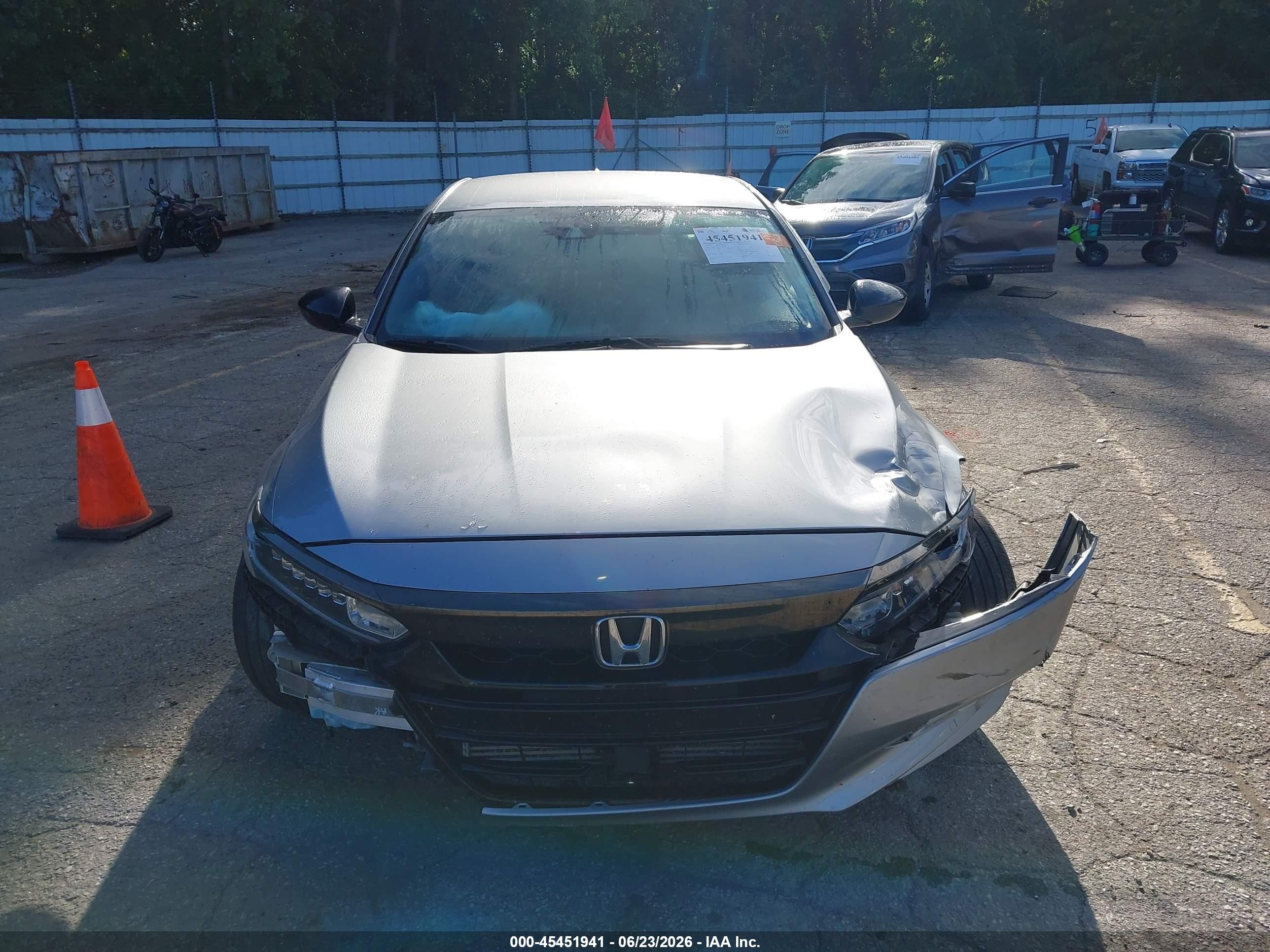 2020 Honda Accord Sport Серебряный vin: 1HGCV1F35LA082491