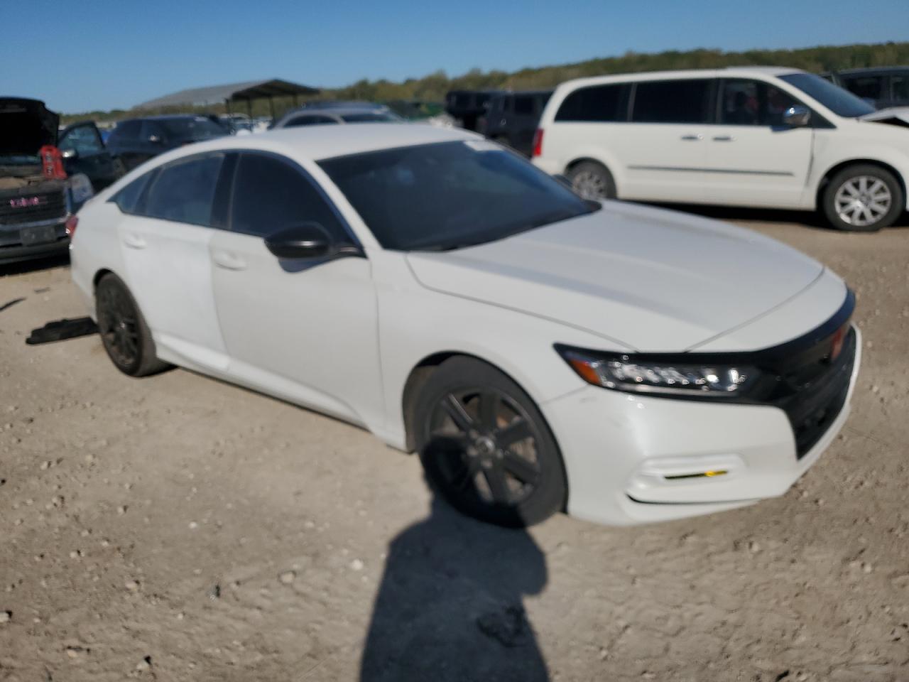 2018 Honda Accord Sport White vin: 1HGCV1F36JA239054