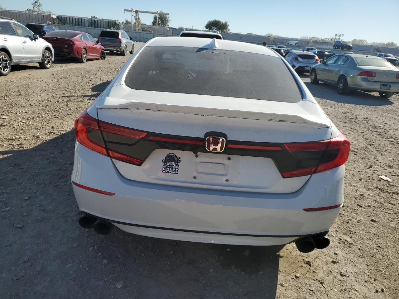 2018 Honda Accord Sport White vin: 1HGCV1F36JA239054