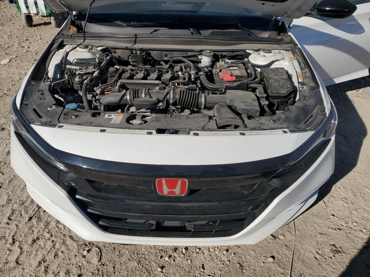 2018 Honda Accord Sport White vin: 1HGCV1F36JA239054