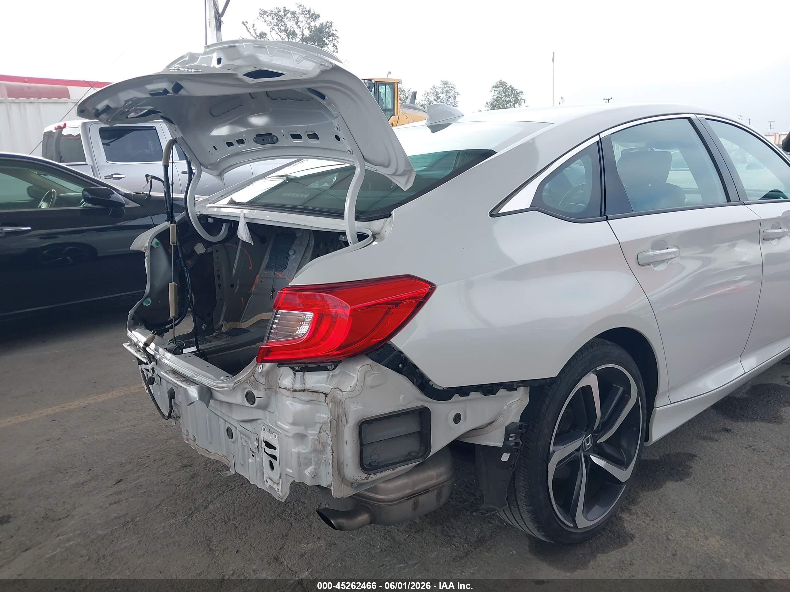 2019 Honda Accord Sport White vin: 1HGCV1F36KA070610