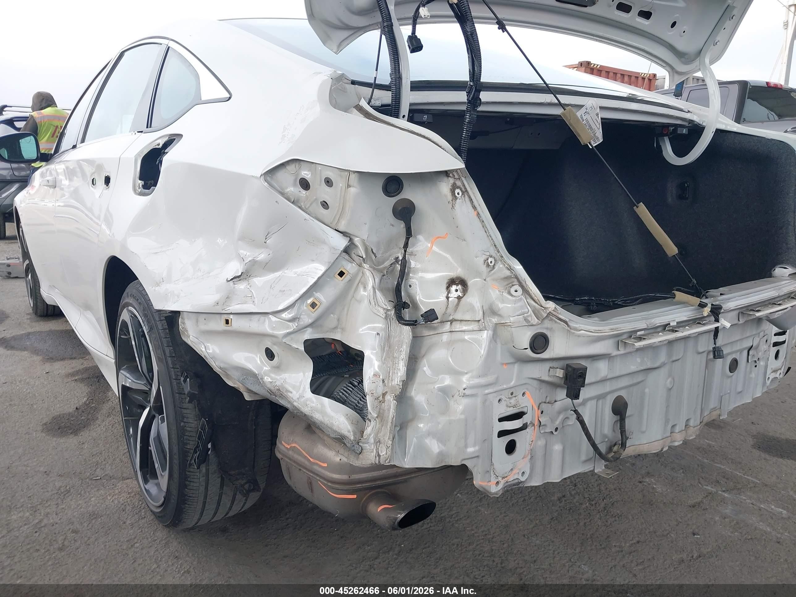2019 Honda Accord Sport White vin: 1HGCV1F36KA070610