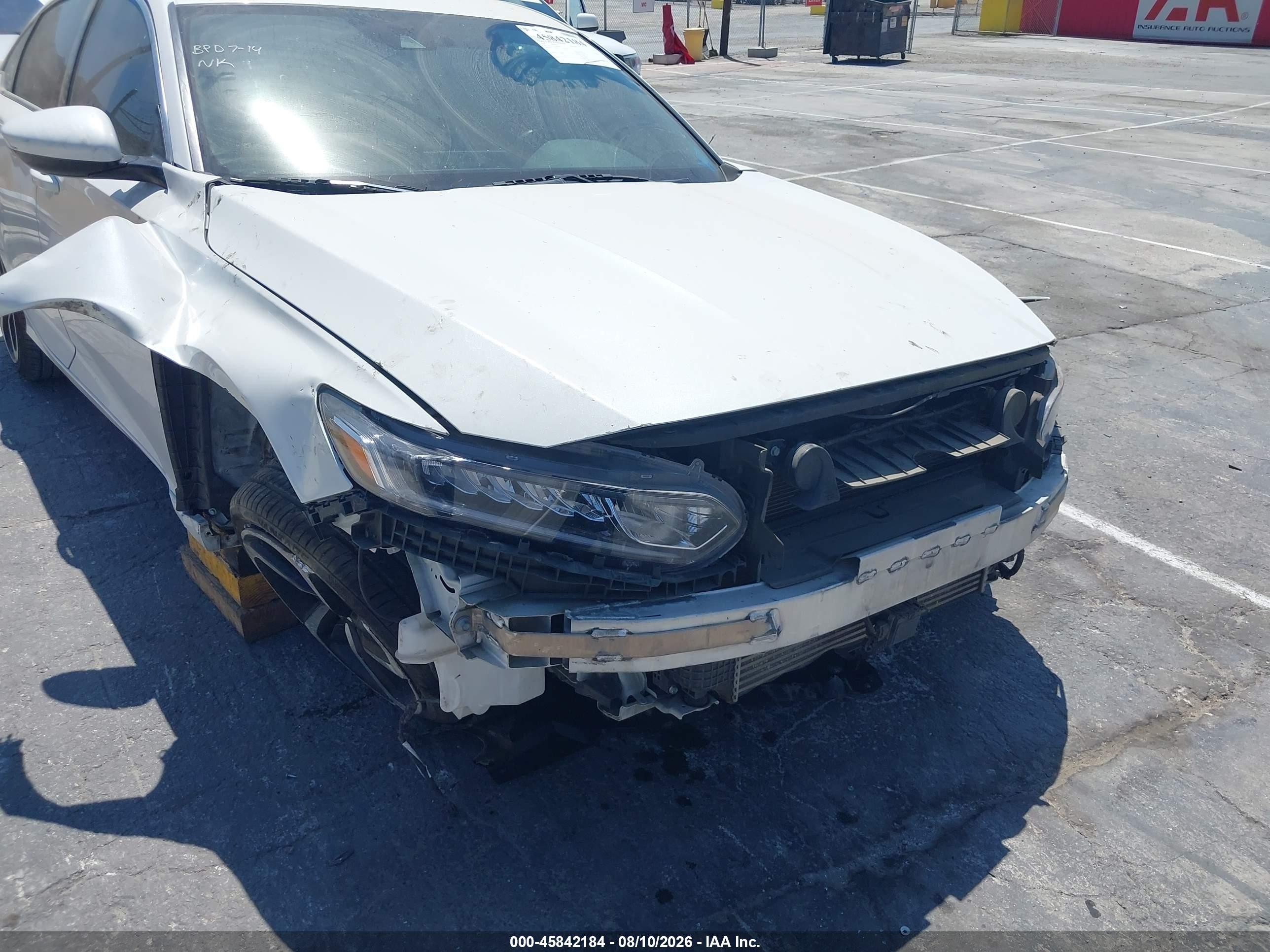 2018 Honda Accord Sport White vin: 1HGCV1F37JA090623