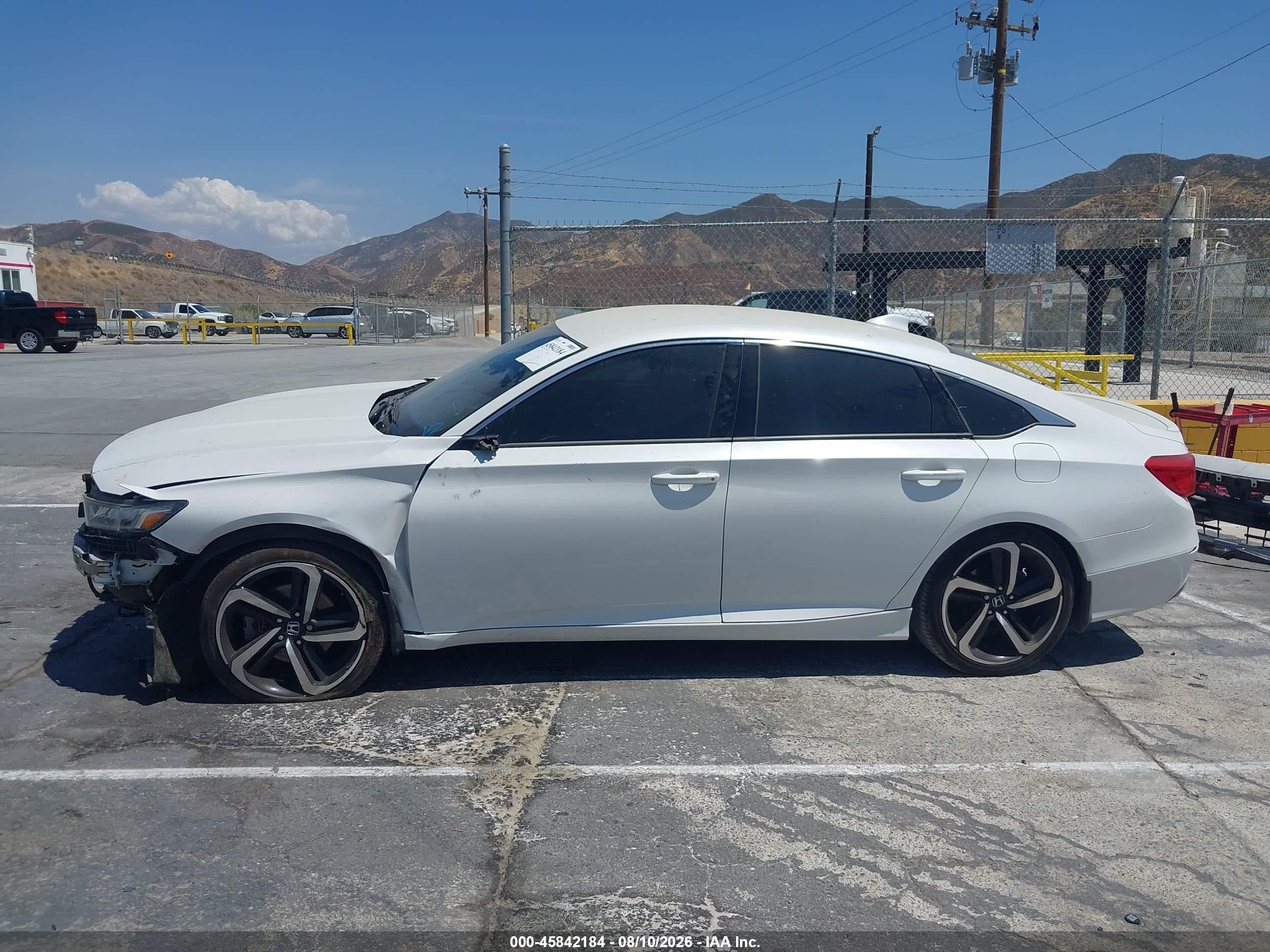2018 Honda Accord Sport White vin: 1HGCV1F37JA090623