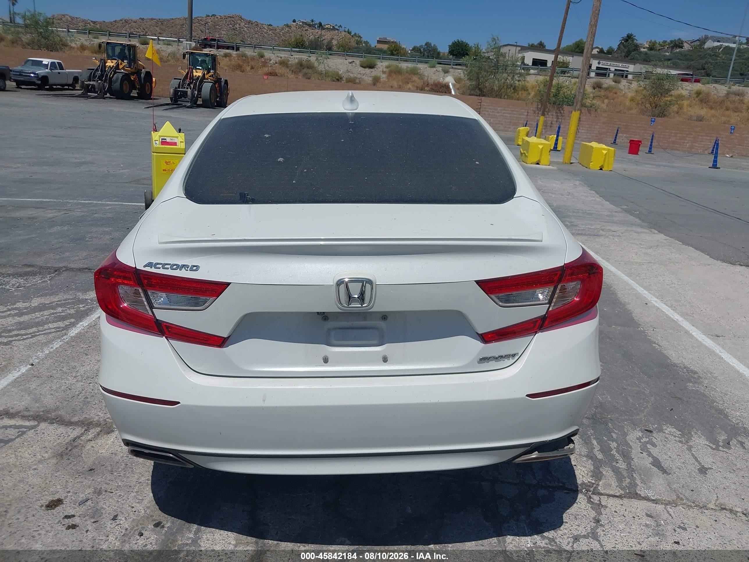 2018 Honda Accord Sport White vin: 1HGCV1F37JA090623
