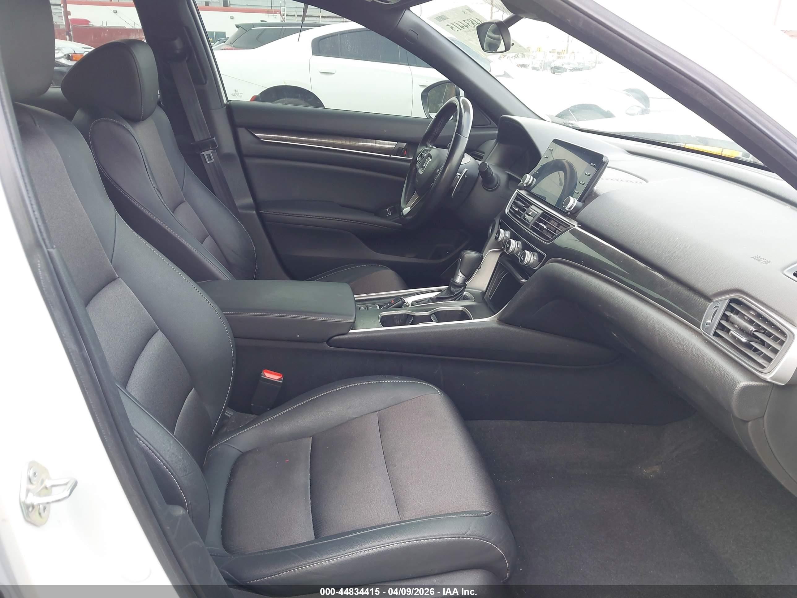 2020 Honda Accord Sport White vin: 1HGCV1F37LA130833