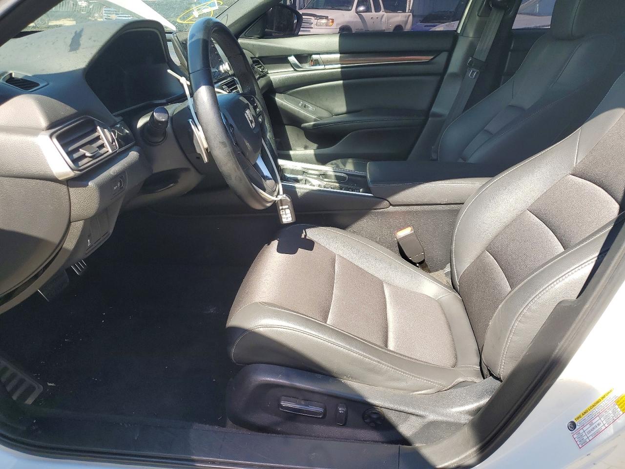 2022 Honda Accord Sport Белый vin: 1HGCV1F37NA111007