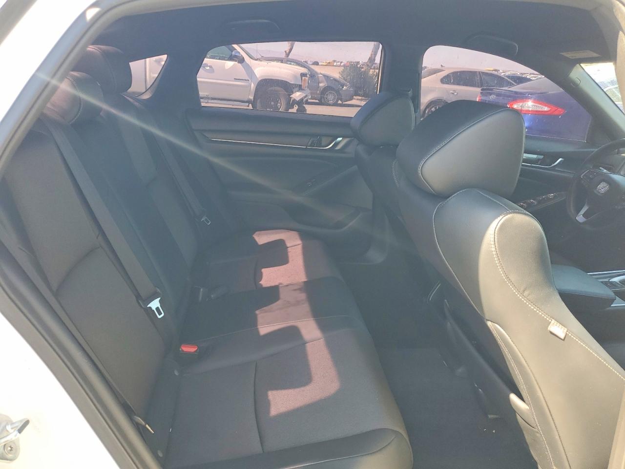2022 Honda Accord Sport Белый vin: 1HGCV1F37NA111007