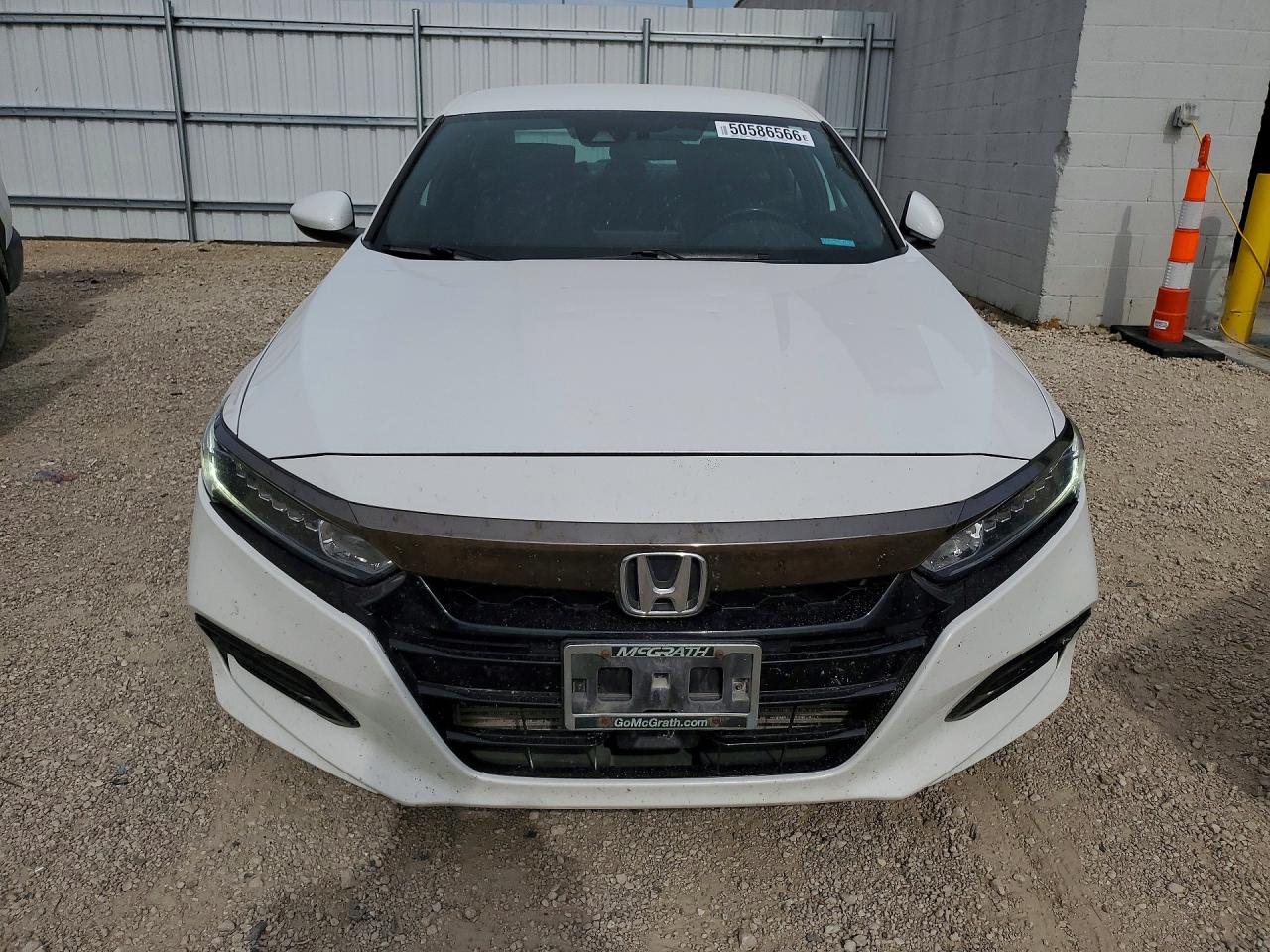 2018 Honda Accord Sport White vin: 1HGCV1F38JA061700