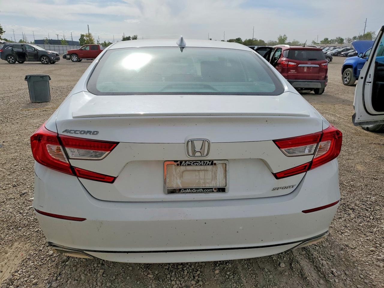 2018 Honda Accord Sport White vin: 1HGCV1F38JA061700