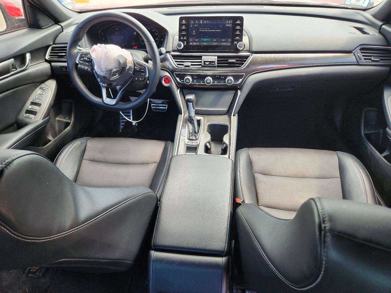 2018 Honda Accord Sport Красный vin: 1HGCV1F38JA091280