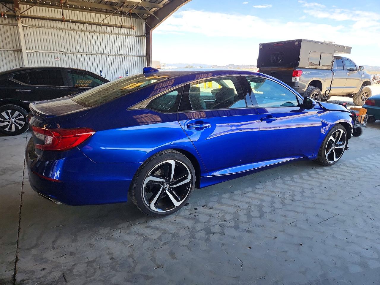 2018 Honda Accord Sport Blue vin: 1HGCV1F38JA152191
