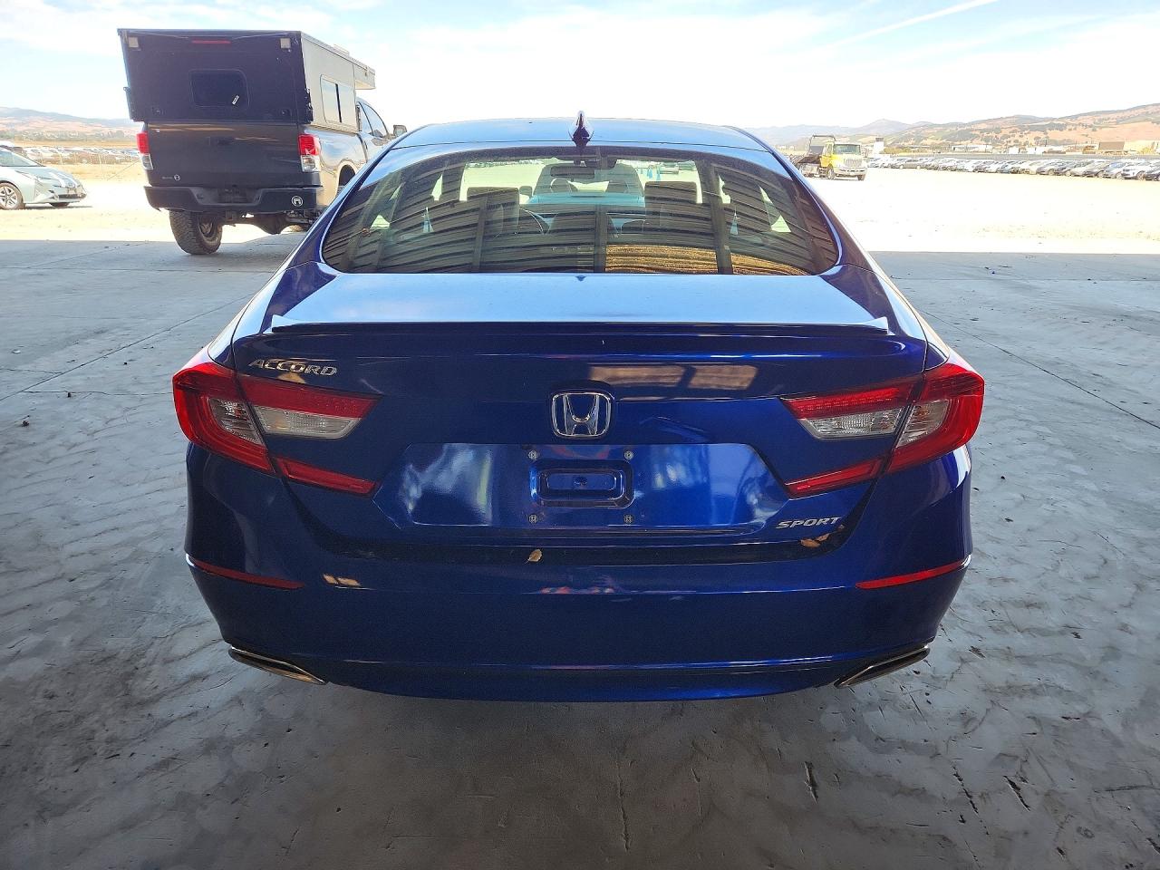 2018 Honda Accord Sport Blue vin: 1HGCV1F38JA152191