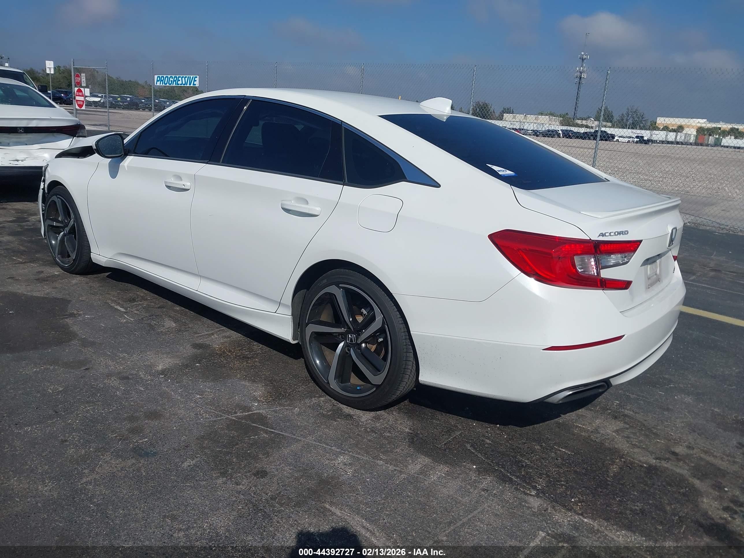 2019 Honda Accord Sport White vin: 1HGCV1F38KA156016