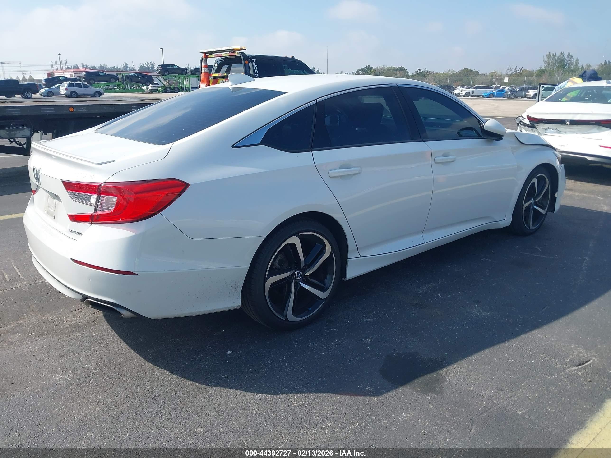 2019 Honda Accord Sport White vin: 1HGCV1F38KA156016
