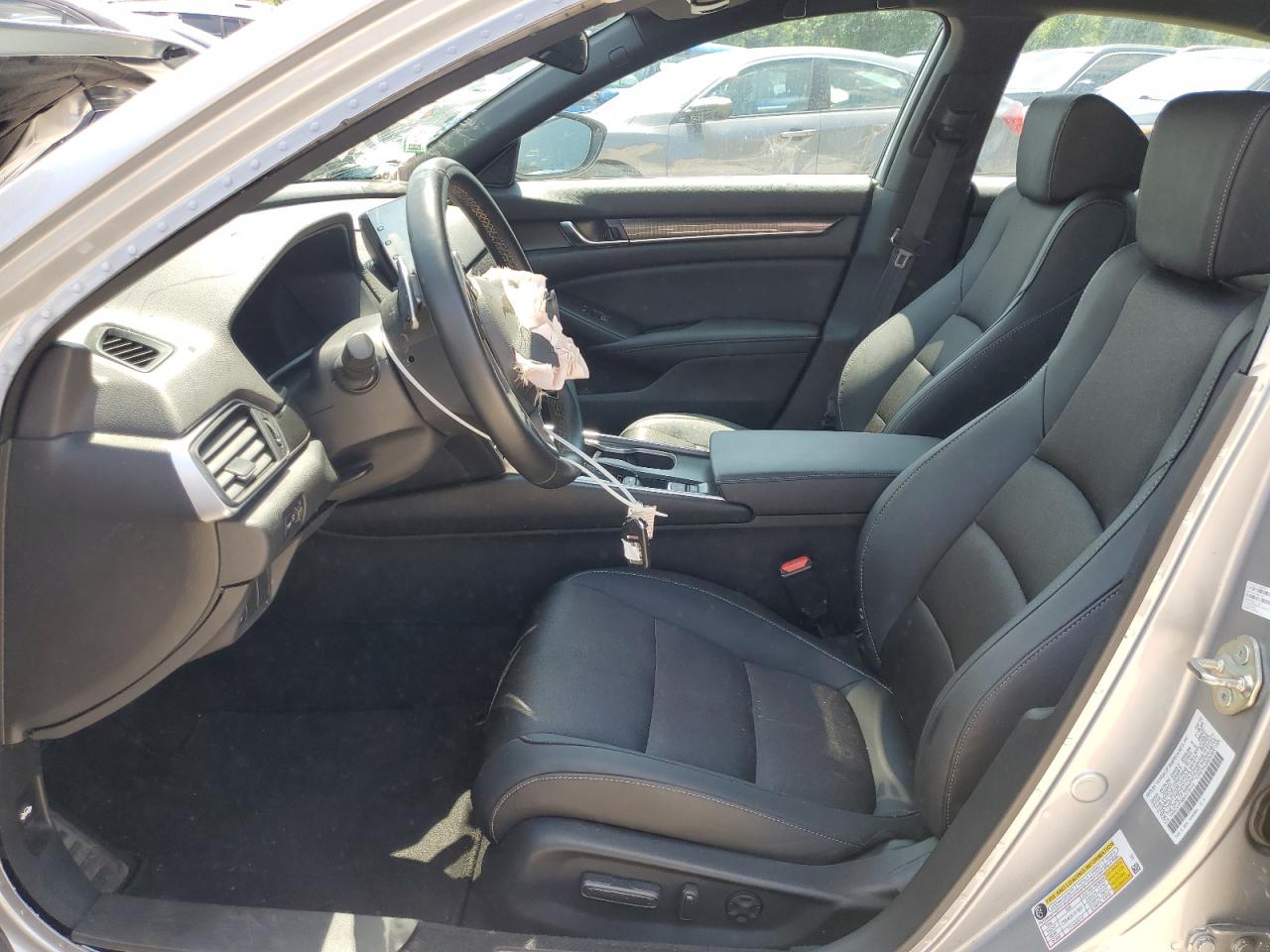 2019 Honda Accord Sport Silver vin: 1HGCV1F38KA170112