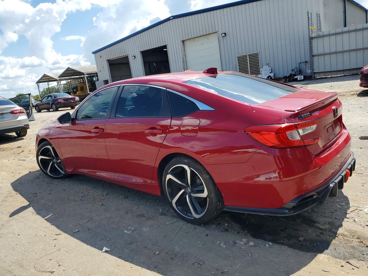 2018 Honda Accord Sport Red vin: 1HGCV1F3XJA031548