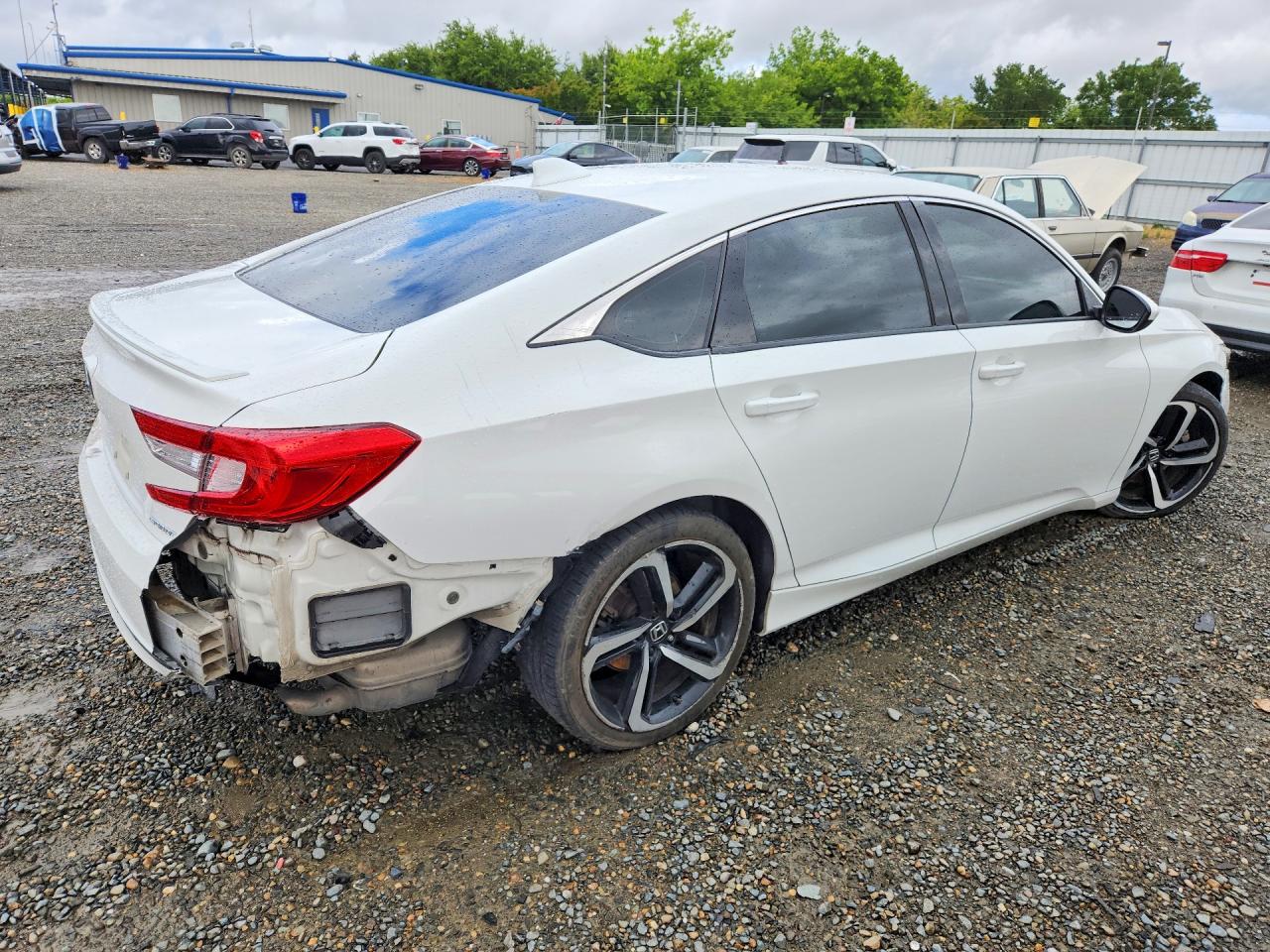 2018 Honda Accord Sport White vin: 1HGCV1F3XJA193339