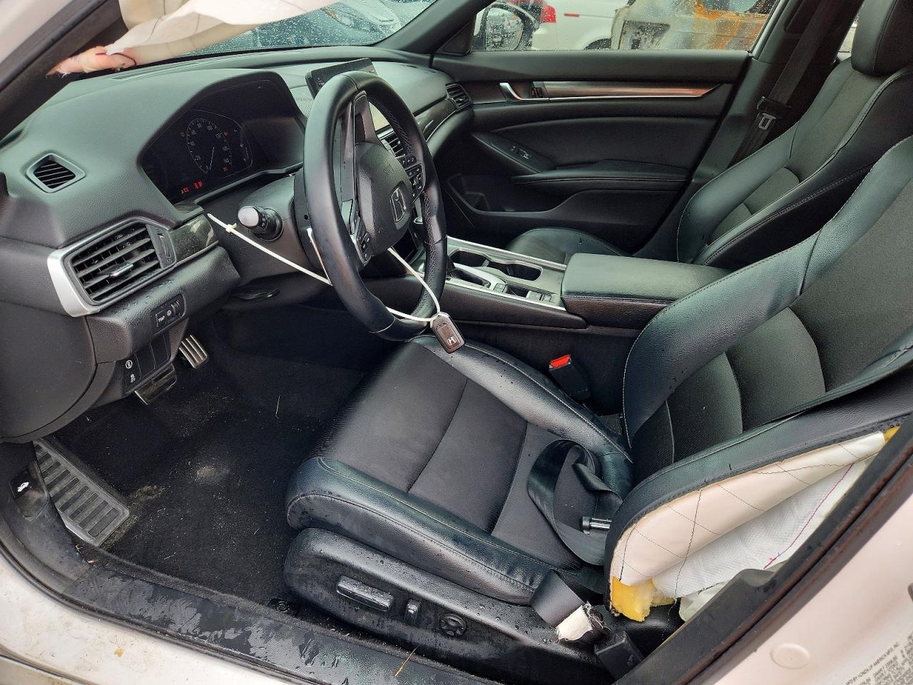 2018 Honda Accord Sport White vin: 1HGCV1F3XJA193339