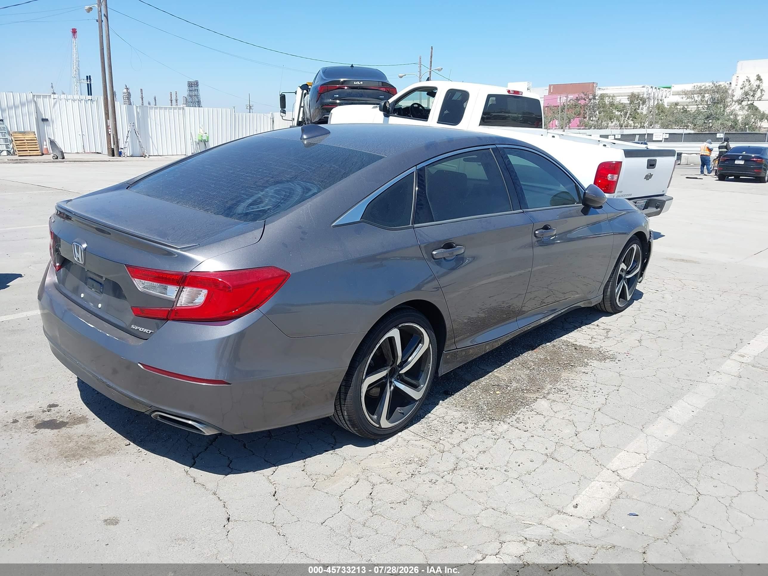 2018 Honda Accord Sport Gray vin: 1HGCV1F3XJA262983