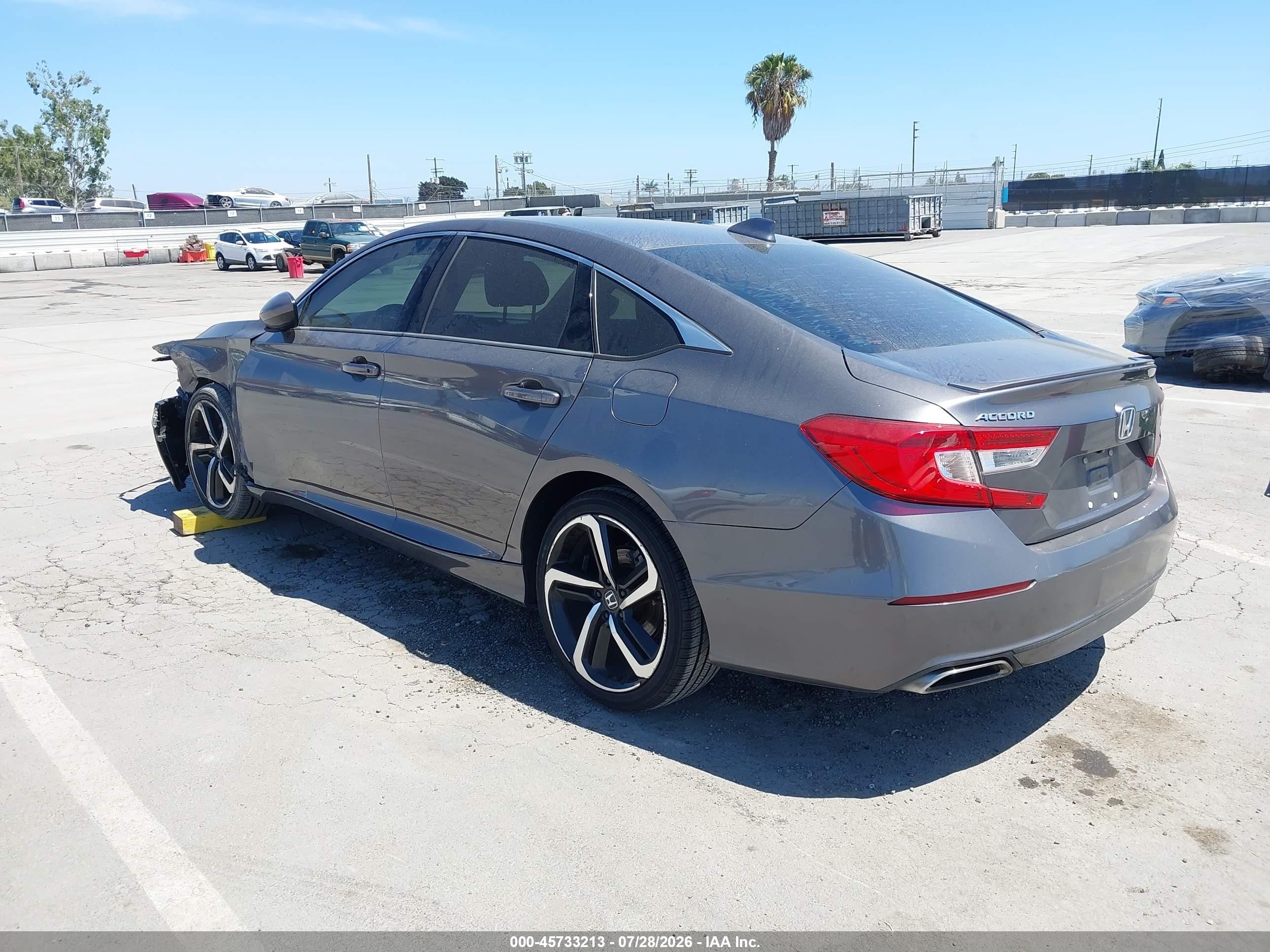 2018 Honda Accord Sport Gray vin: 1HGCV1F3XJA262983