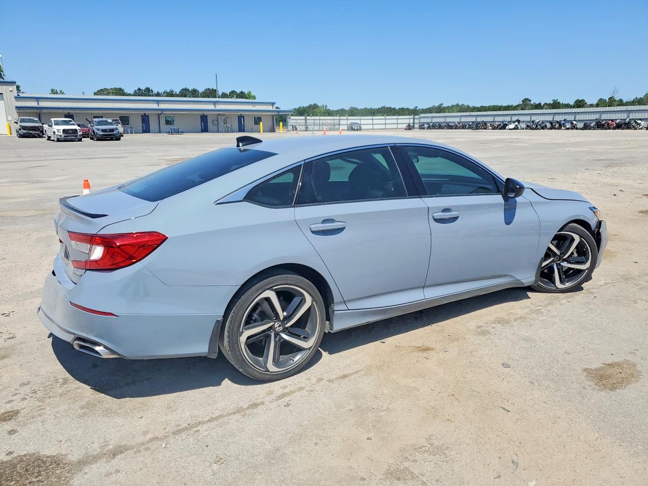 2022 Honda Accord Sport Silver vin: 1HGCV1F3XNA112698