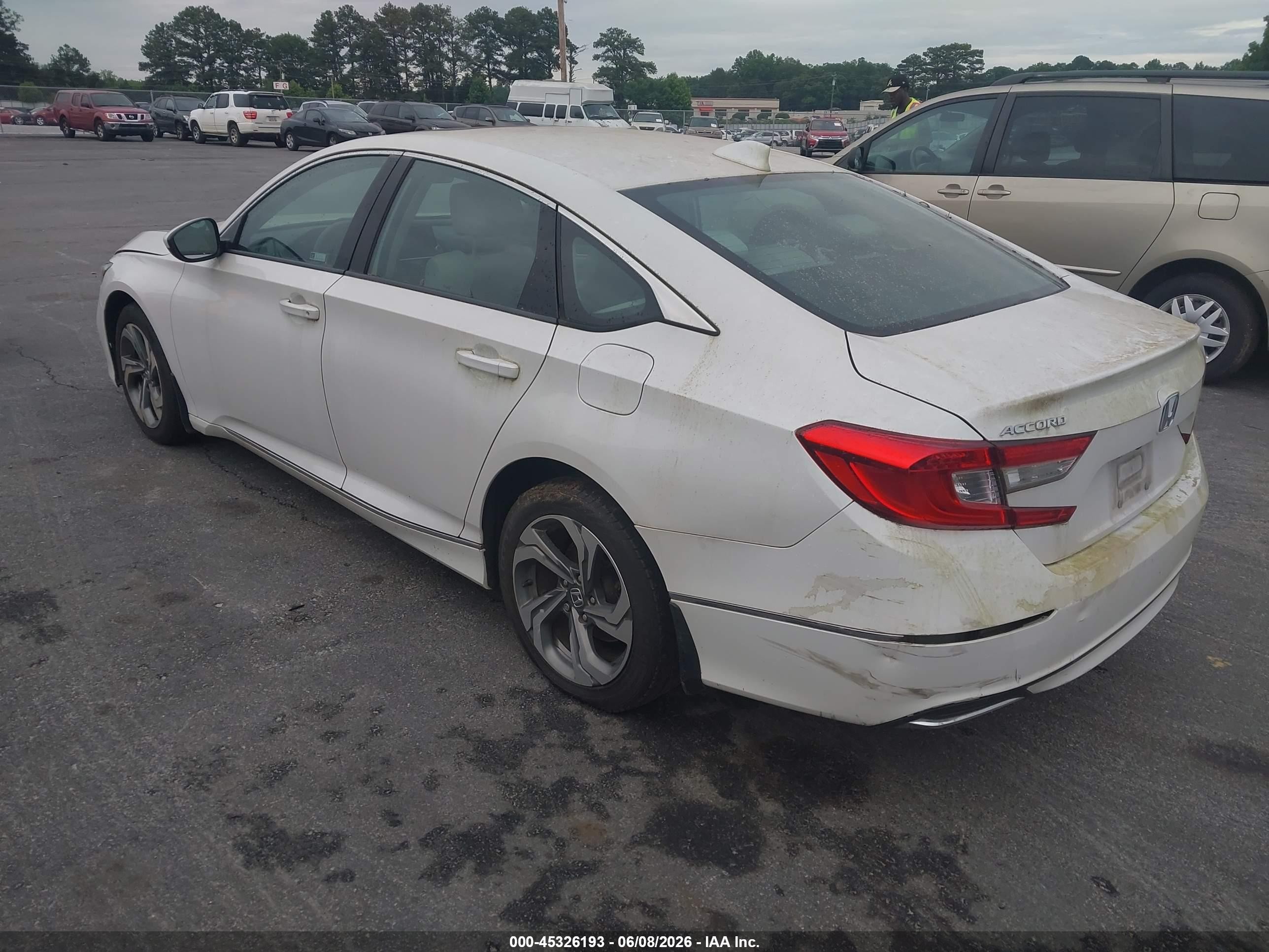 2018 Honda Accord Ex Белый vin: 1HGCV1F40JA254495