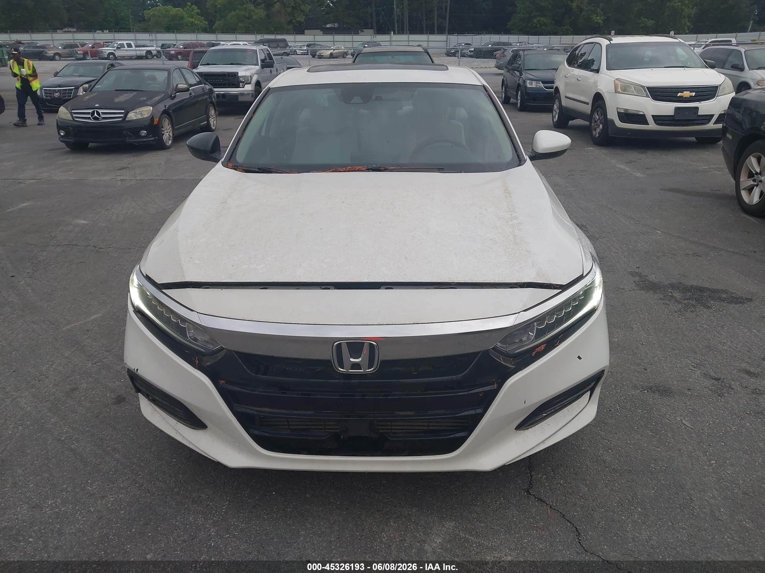 2018 Honda Accord Ex Белый vin: 1HGCV1F40JA254495