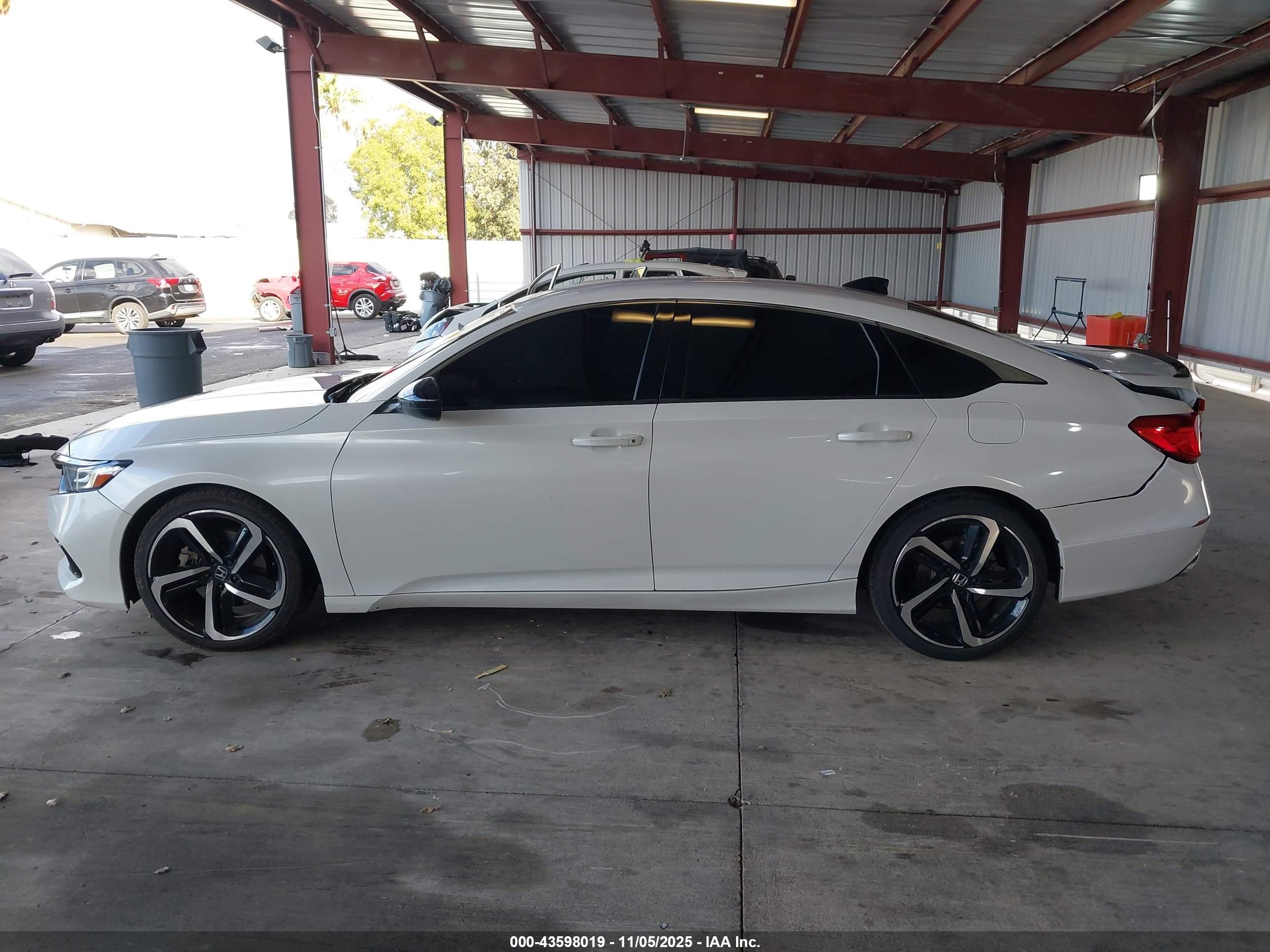 2022 Honda Accord Sport Special Edition White vin: 1HGCV1F44NA001301
