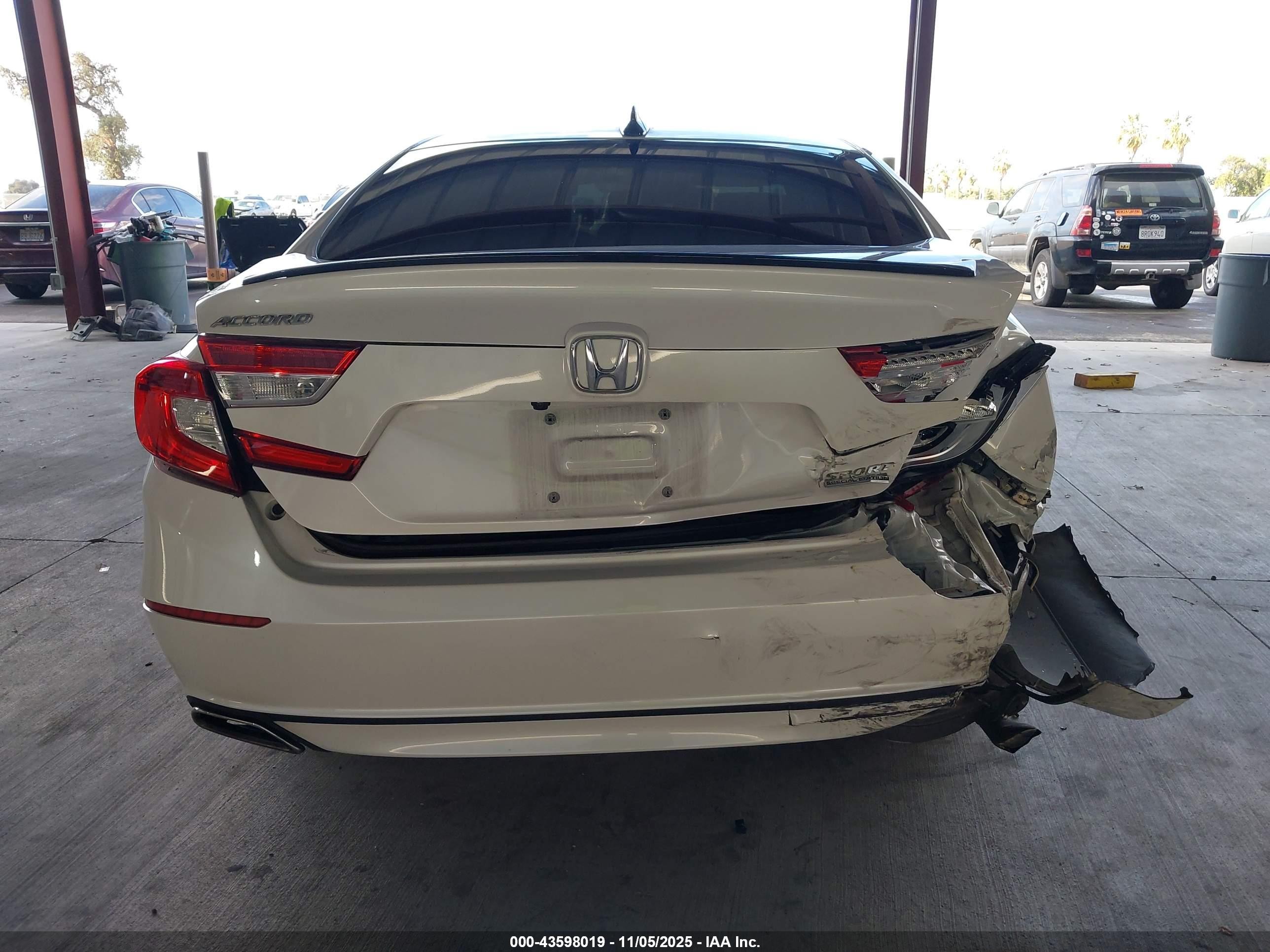 2022 Honda Accord Sport Special Edition White vin: 1HGCV1F44NA001301
