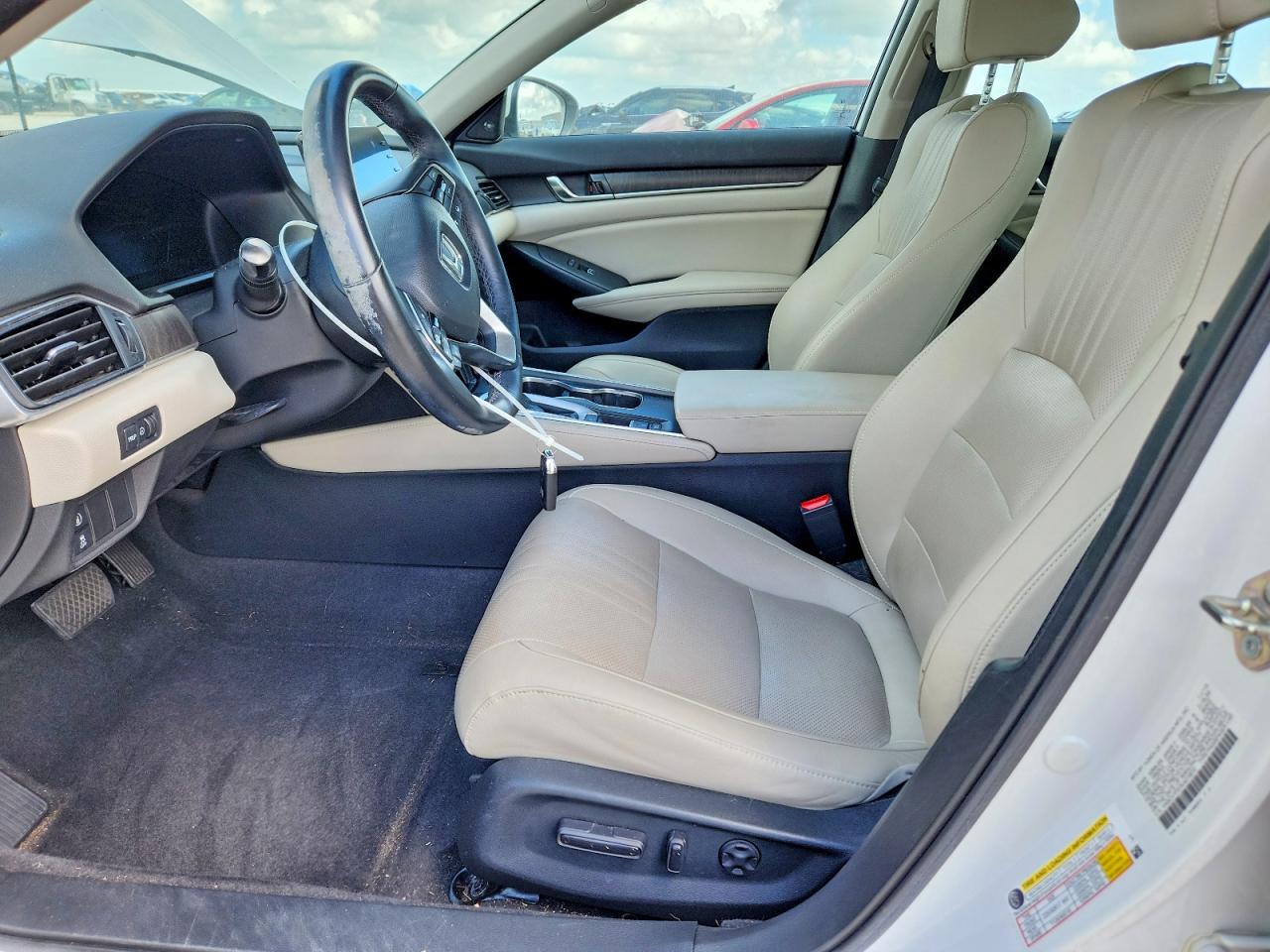 2019 Honda Accord Exl White vin: 1HGCV1F51KA015810