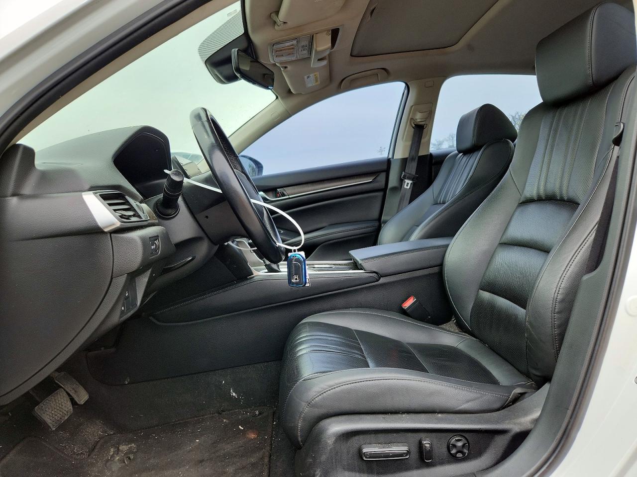 2022 Honda Accord Exl White vin: 1HGCV1F52NA030224