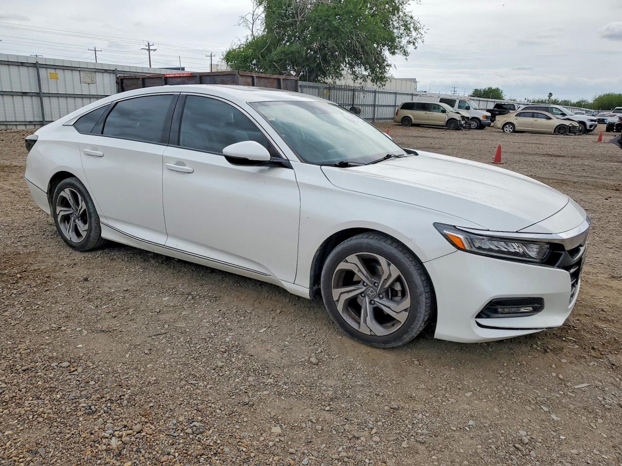 2018 Honda Accord Exl White vin: 1HGCV1F55JA094073