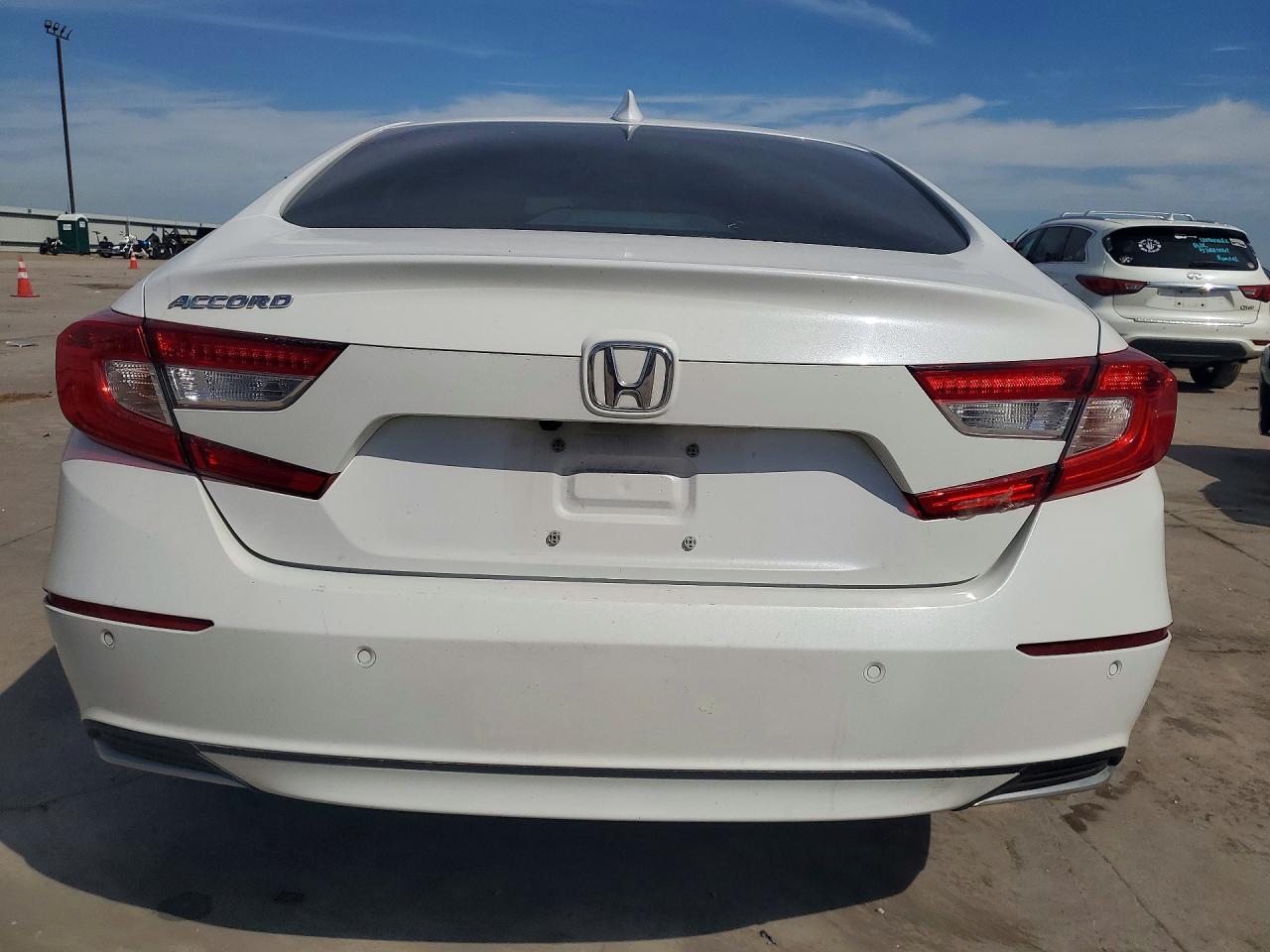 2021 Honda Accord Exl White vin: 1HGCV1F55MA081537
