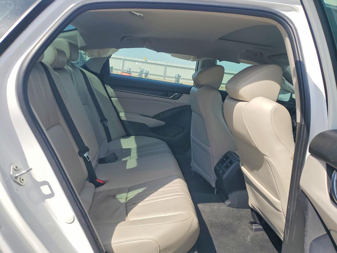 2021 Honda Accord Exl White vin: 1HGCV1F55MA081537