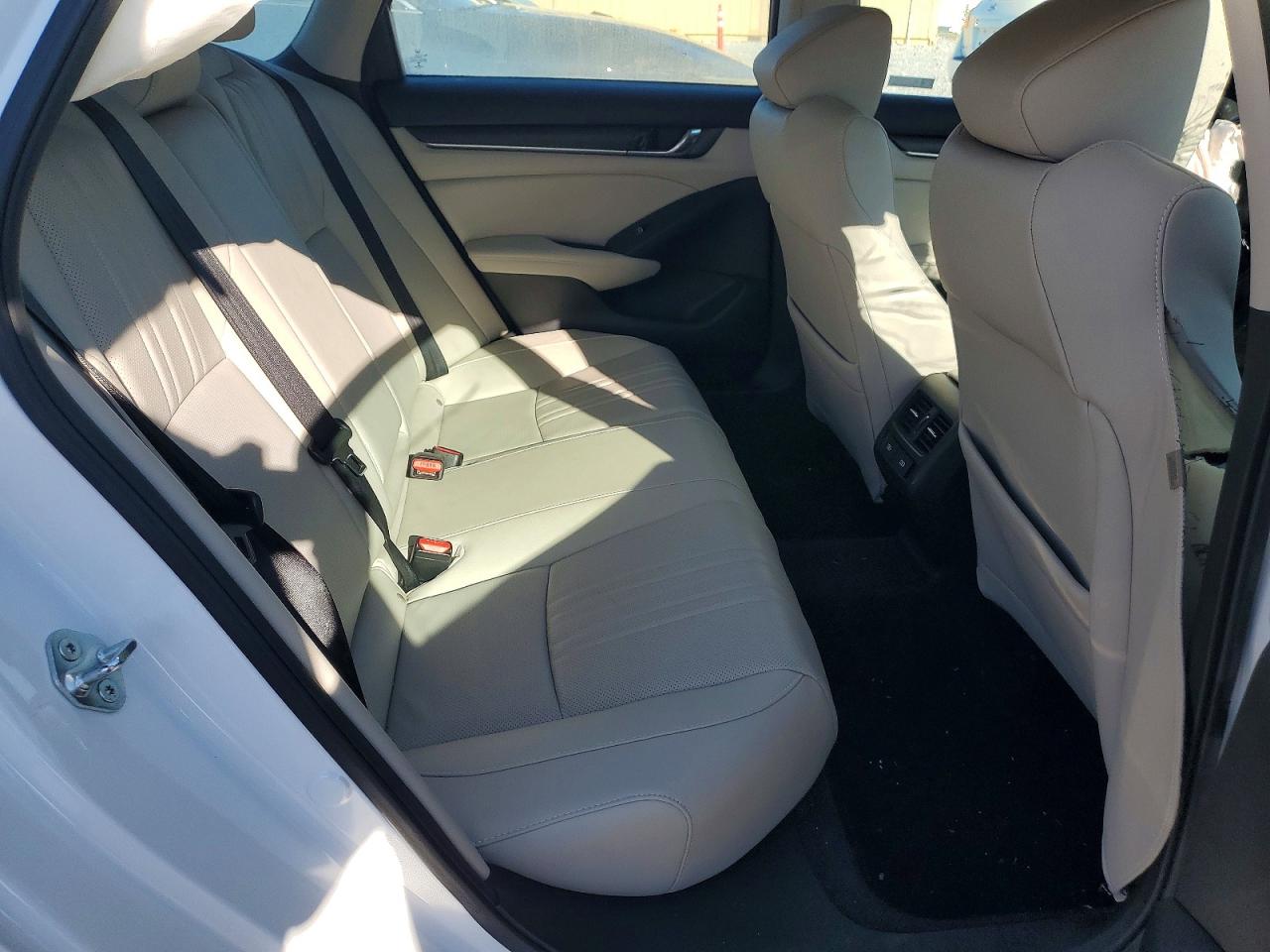 2021 Honda Accord Exl White vin: 1HGCV1F55MA085443