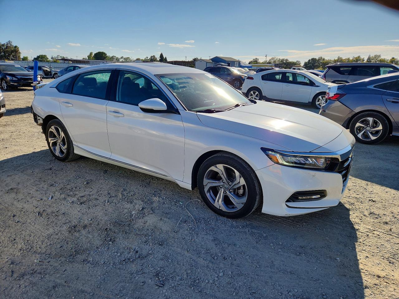 2018 Honda Accord Exl White vin: 1HGCV1F58JA108449