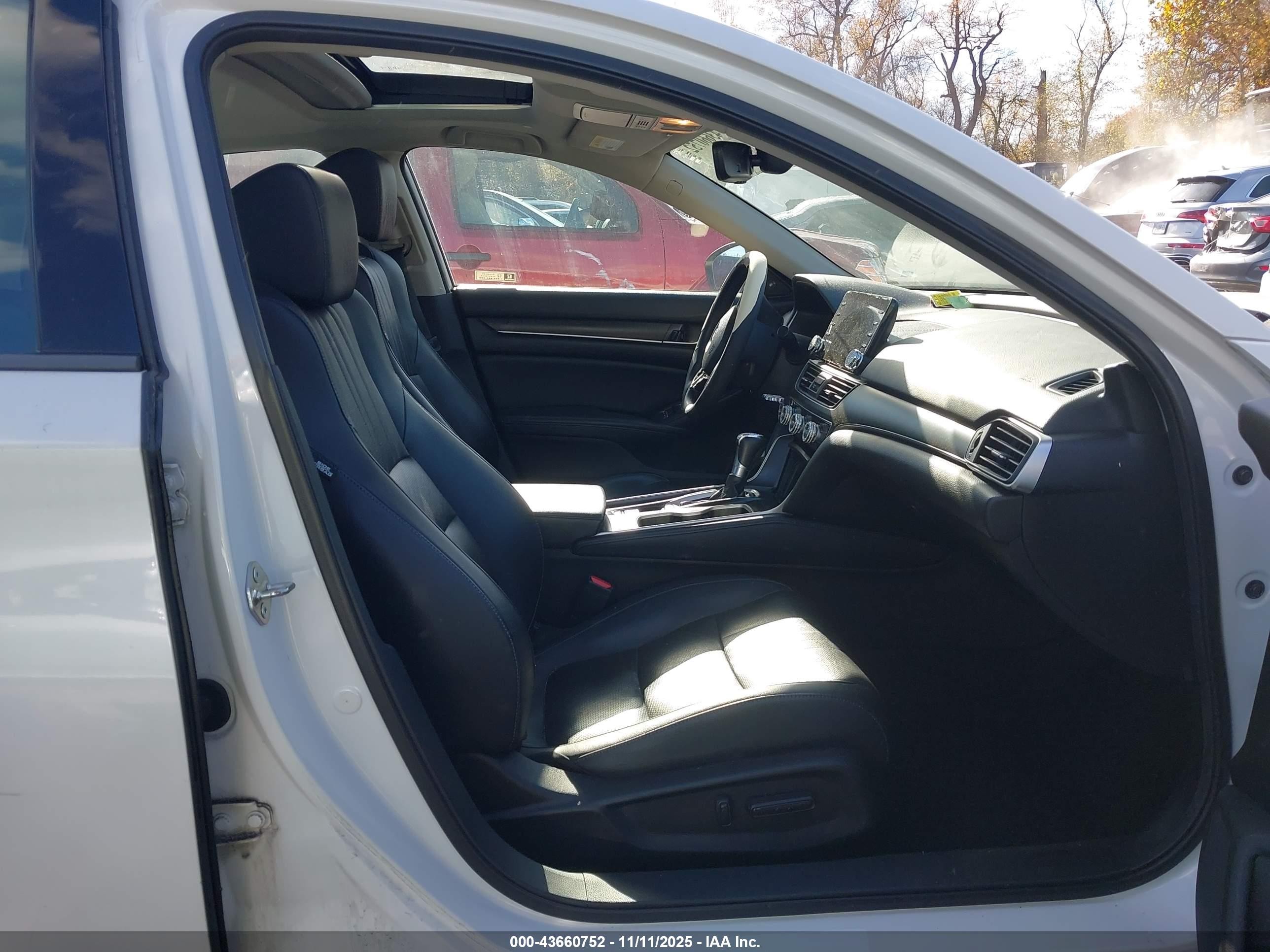 2018 Honda Accord Ex-l Белый vin: 1HGCV1F5XJA086826