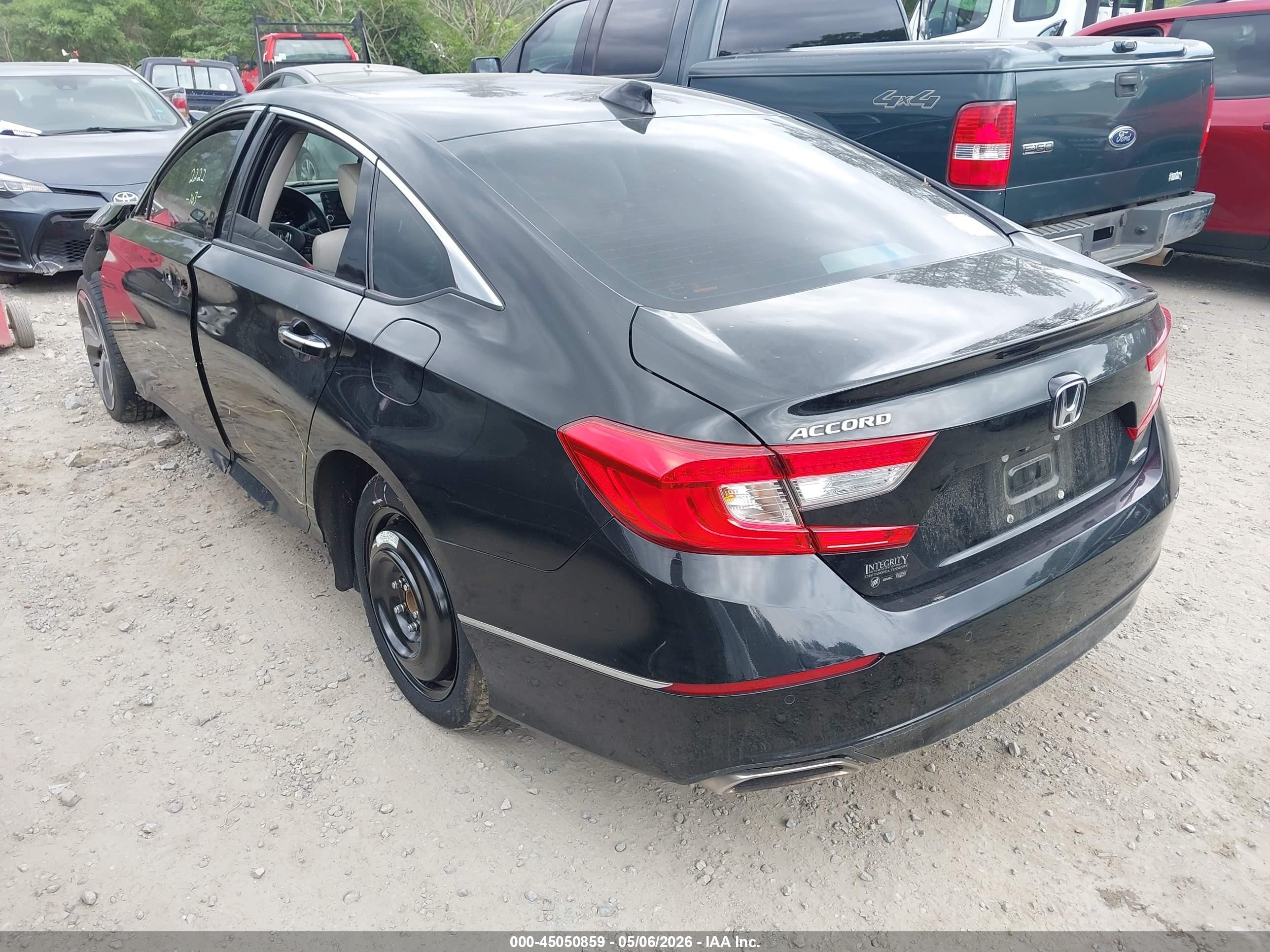 2018 Honda Accord Touring Черный vin: 1HGCV1F90JA100817