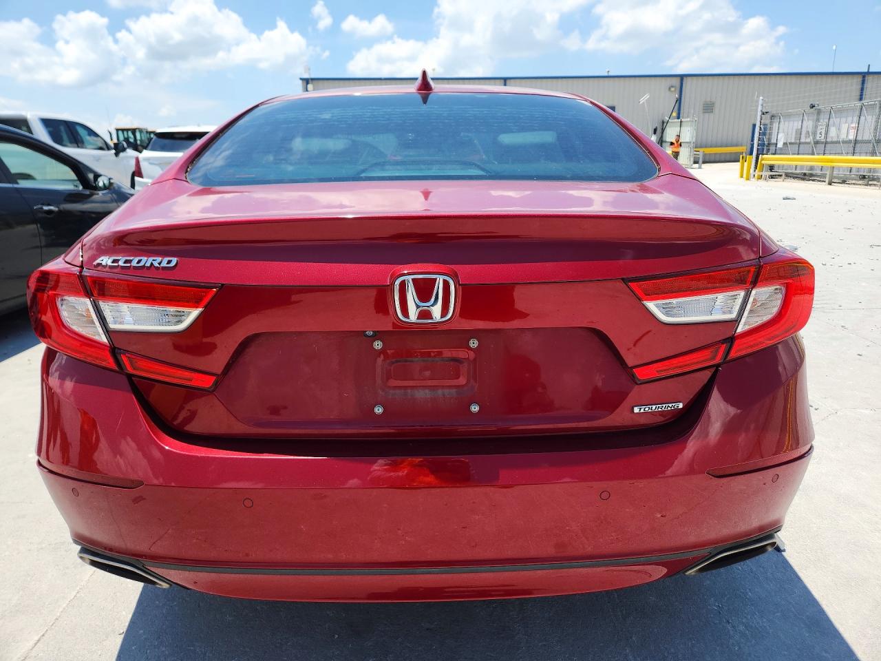 2018 Honda Accord Touring Red vin: 1HGCV1F90JA183262