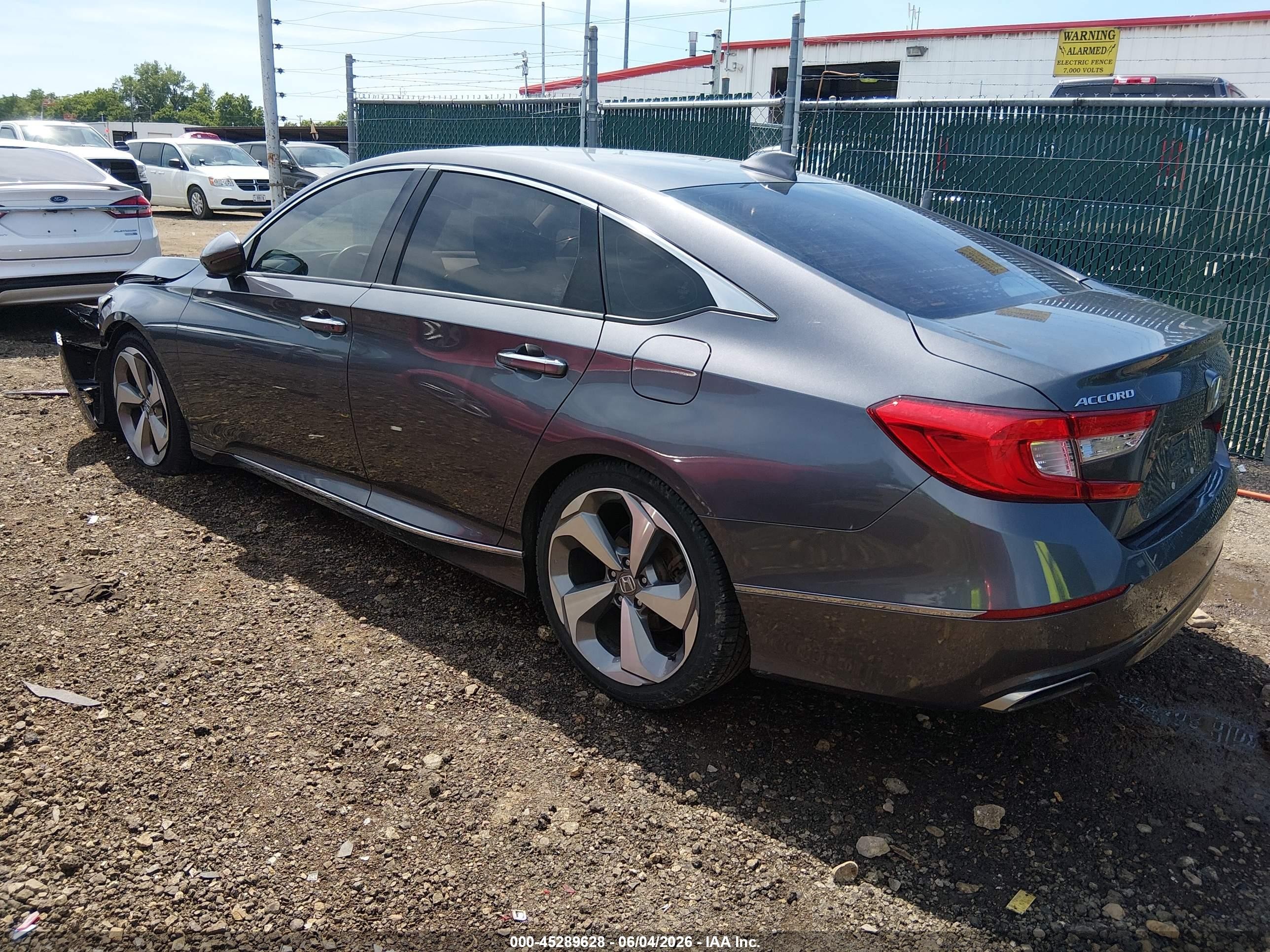 2018 Honda Accord Touring Gray vin: 1HGCV1F97JA140621