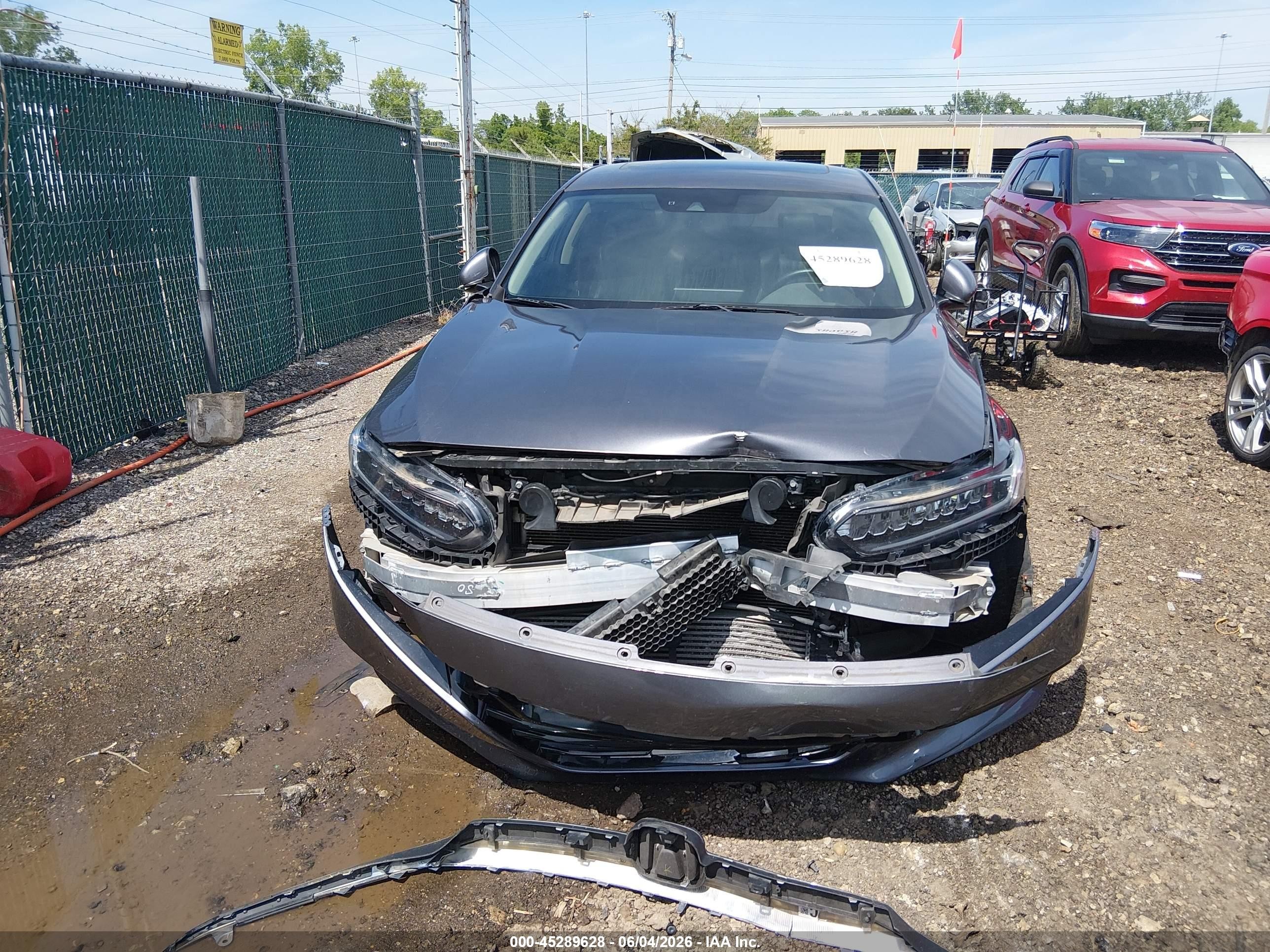 2018 Honda Accord Touring Gray vin: 1HGCV1F97JA140621