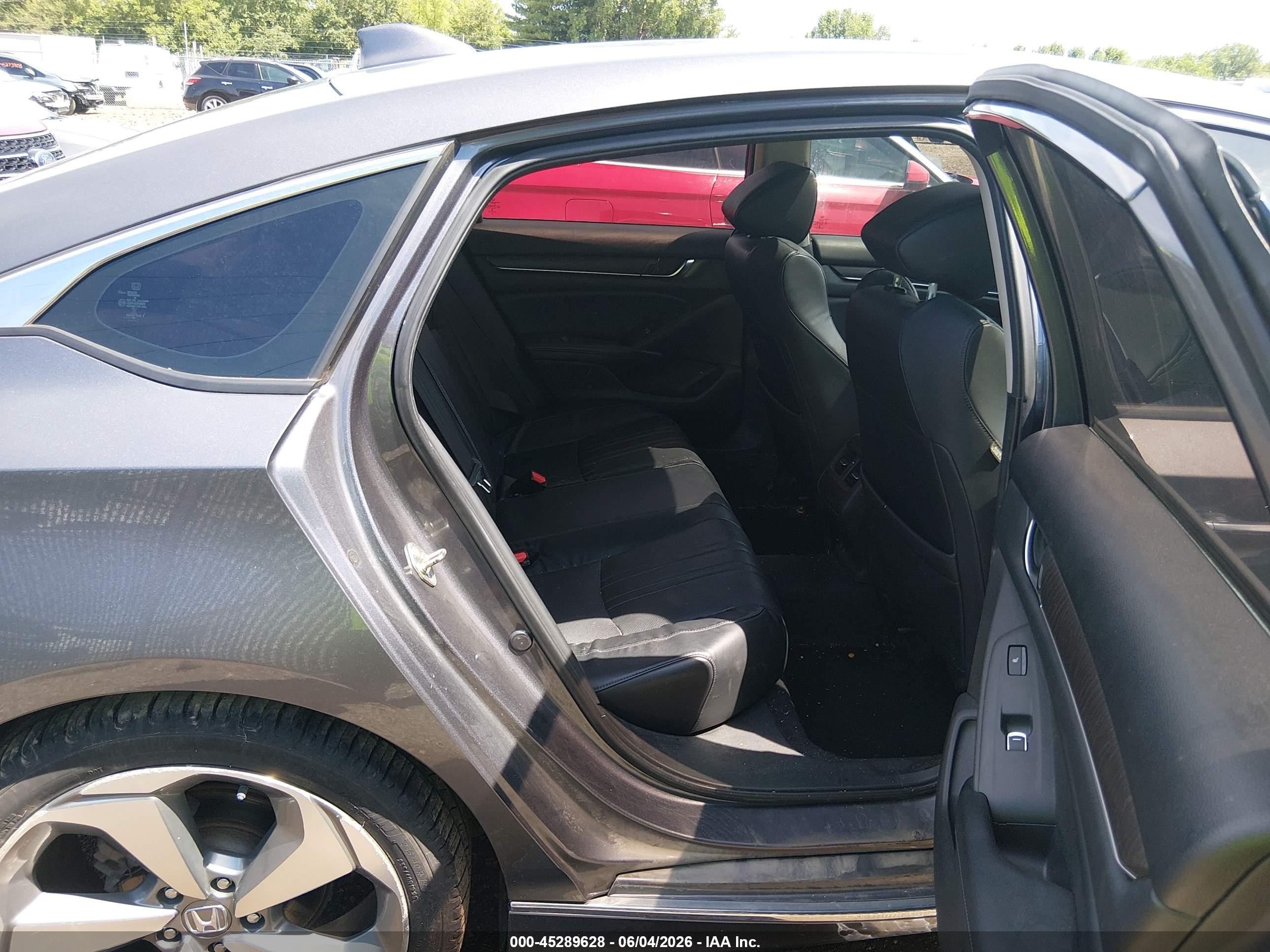 2018 Honda Accord Touring Gray vin: 1HGCV1F97JA140621
