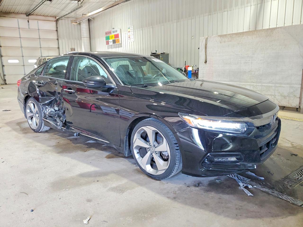 2018 Honda Accord Touring Black vin: 1HGCV1F9XJA070130