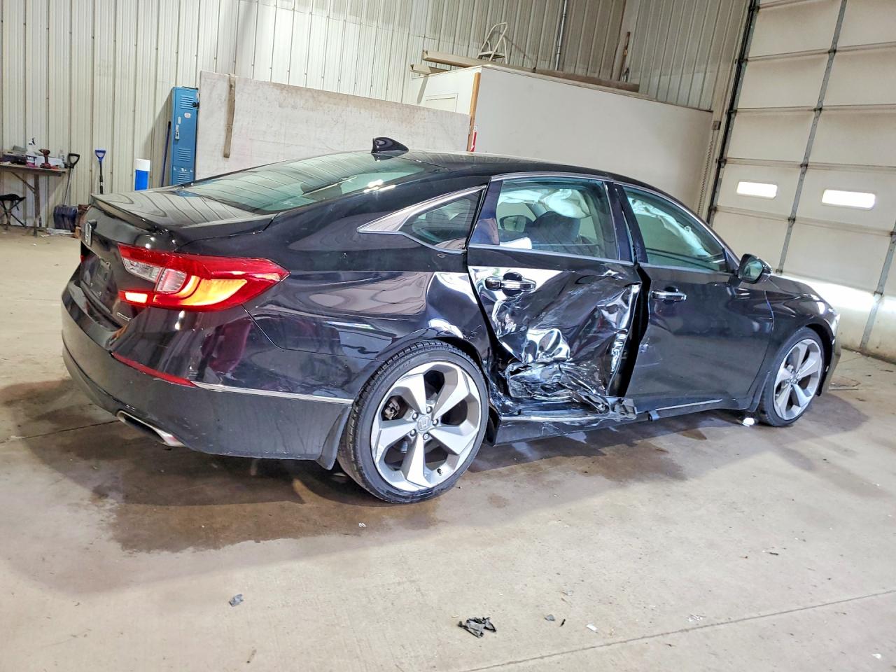 2018 Honda Accord Touring Black vin: 1HGCV1F9XJA070130