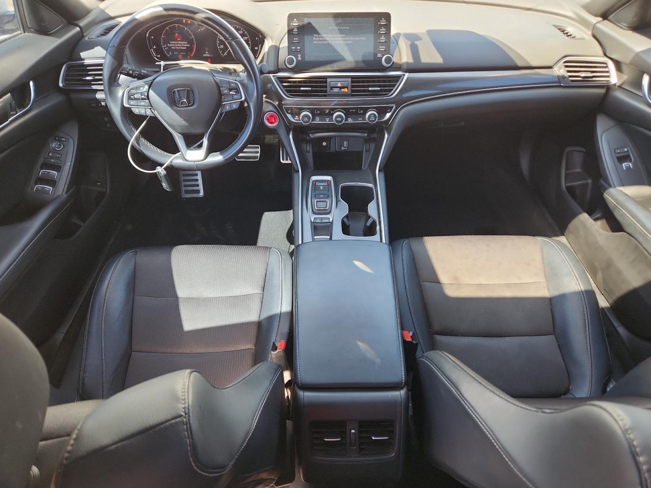2018 Honda Accord Sport White vin: 1HGCV2F30JA022444