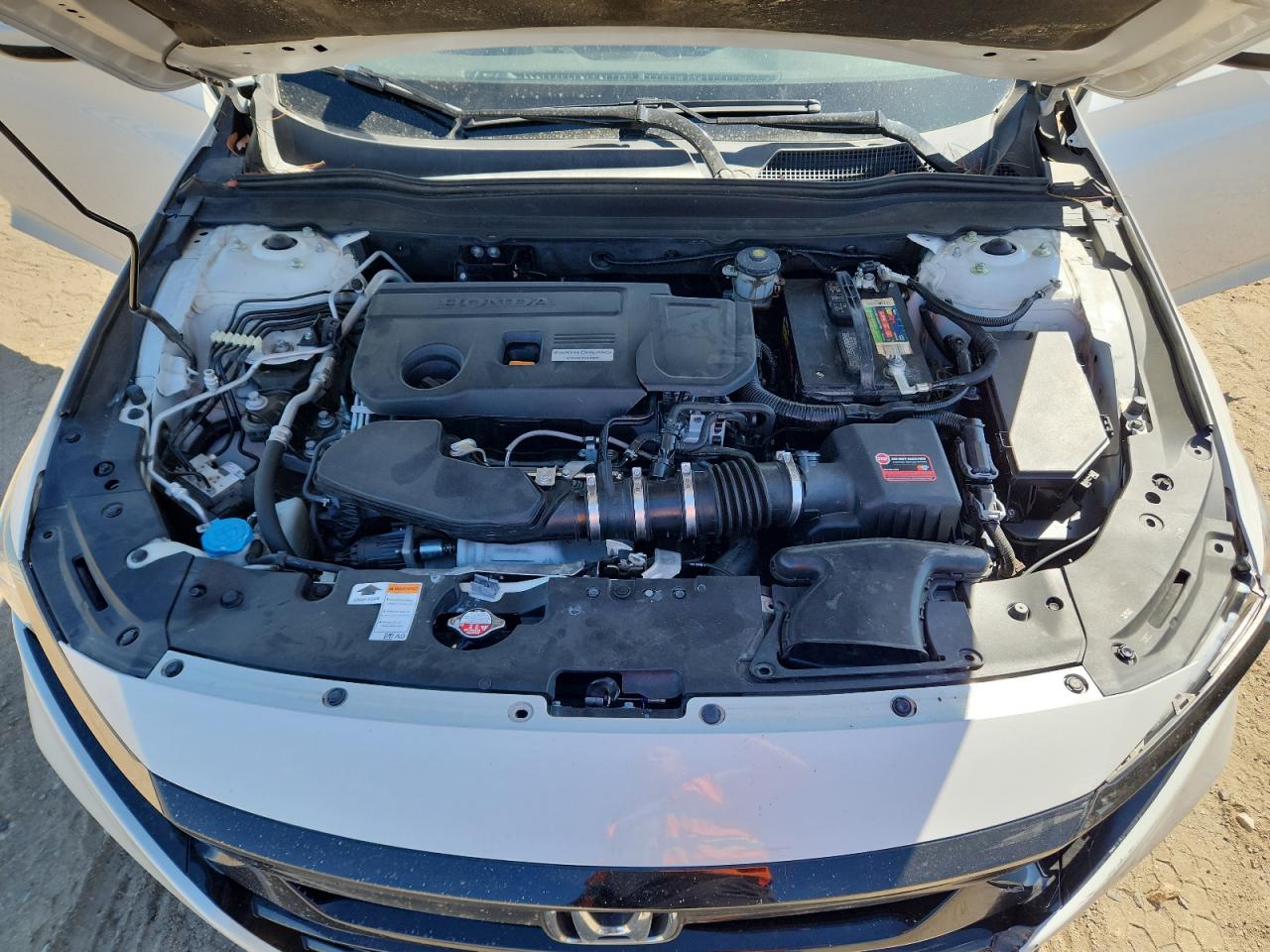 2018 Honda Accord Sport White vin: 1HGCV2F30JA022444